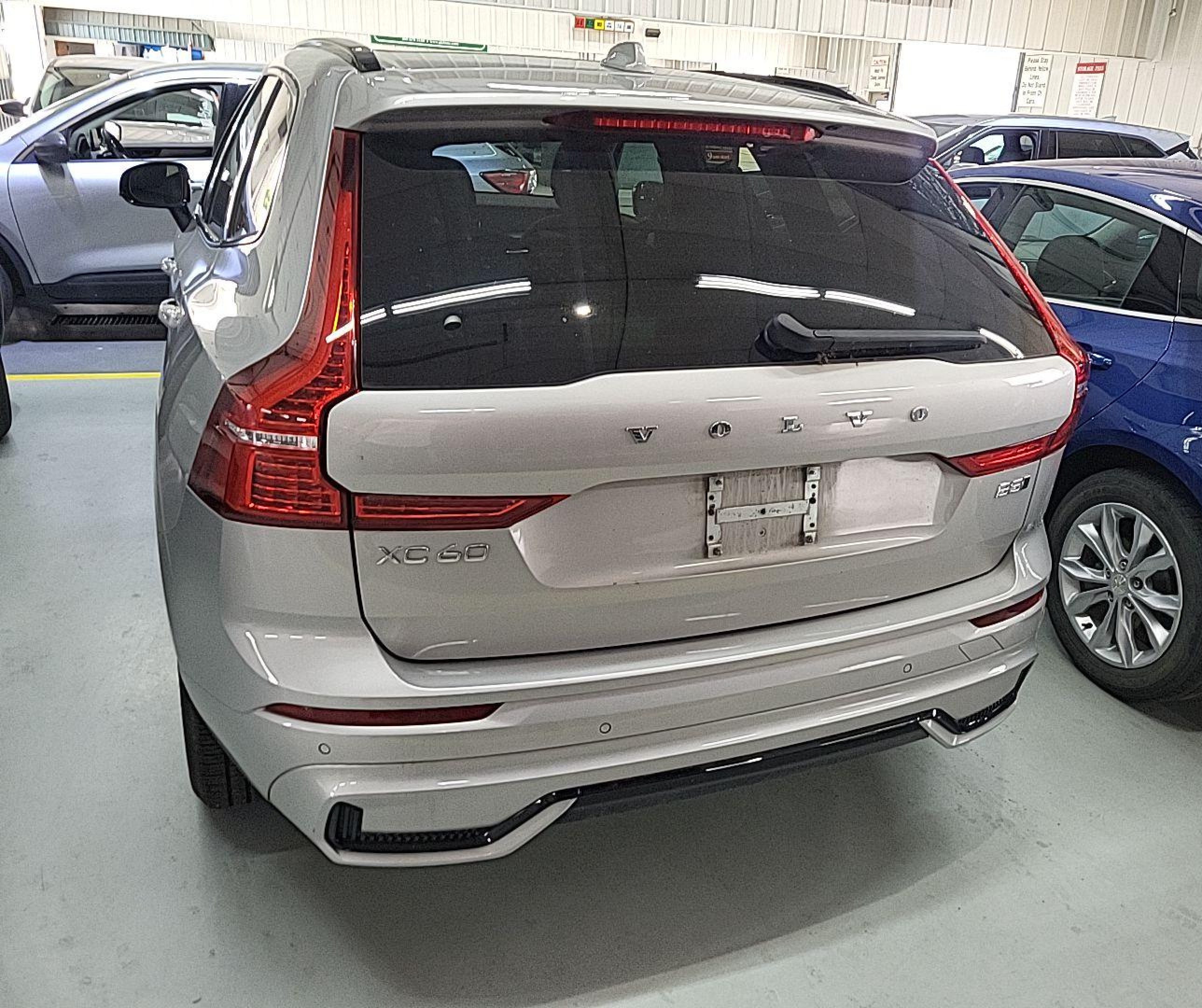 2024 Volvo Xc60 Core vin: YV4L12RK4R1929235