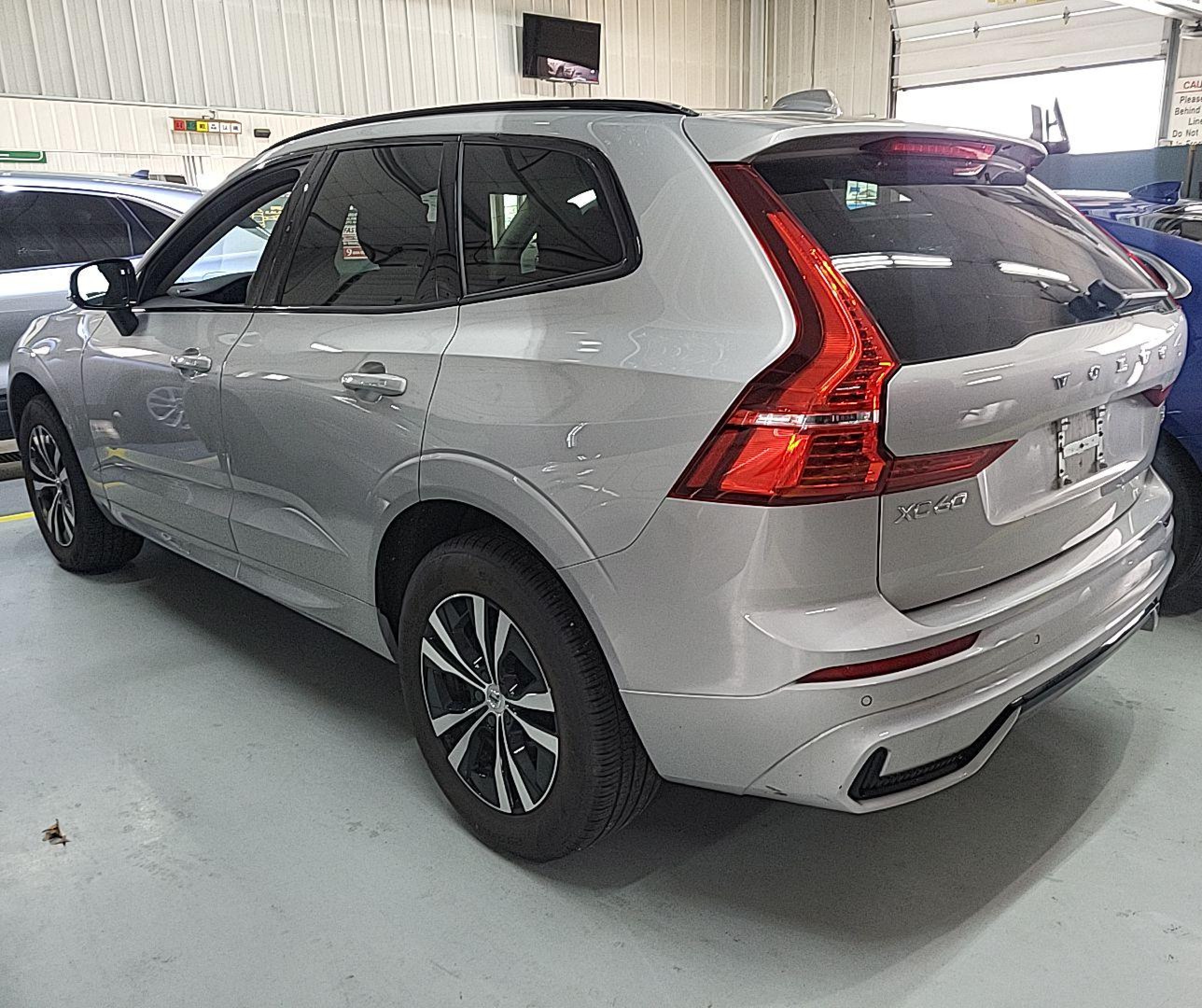 2024 Volvo Xc60 Core vin: YV4L12RK4R1929235