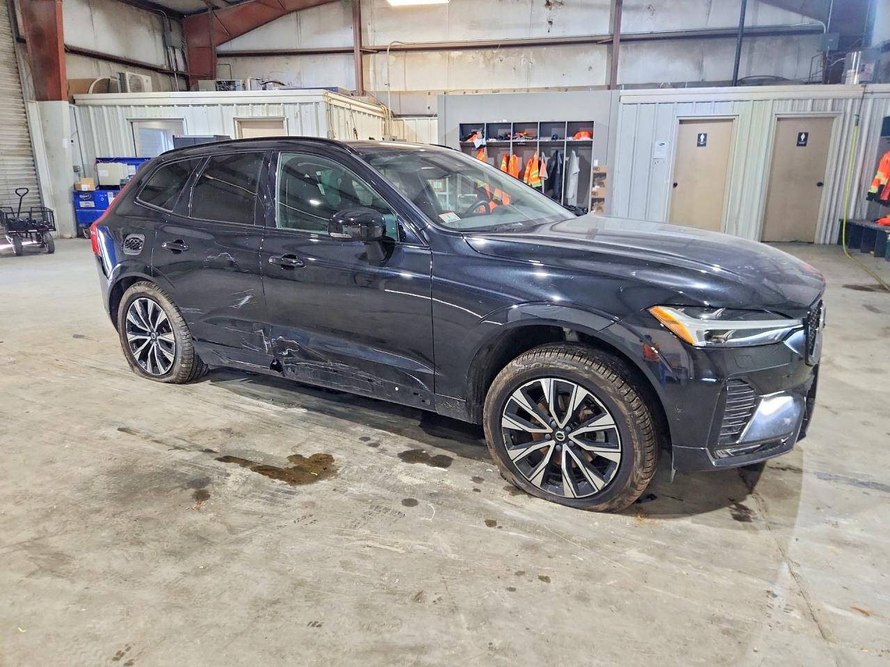 2024 Volvo Xc60 Plus Black vin: YV4L12RL2R1822306