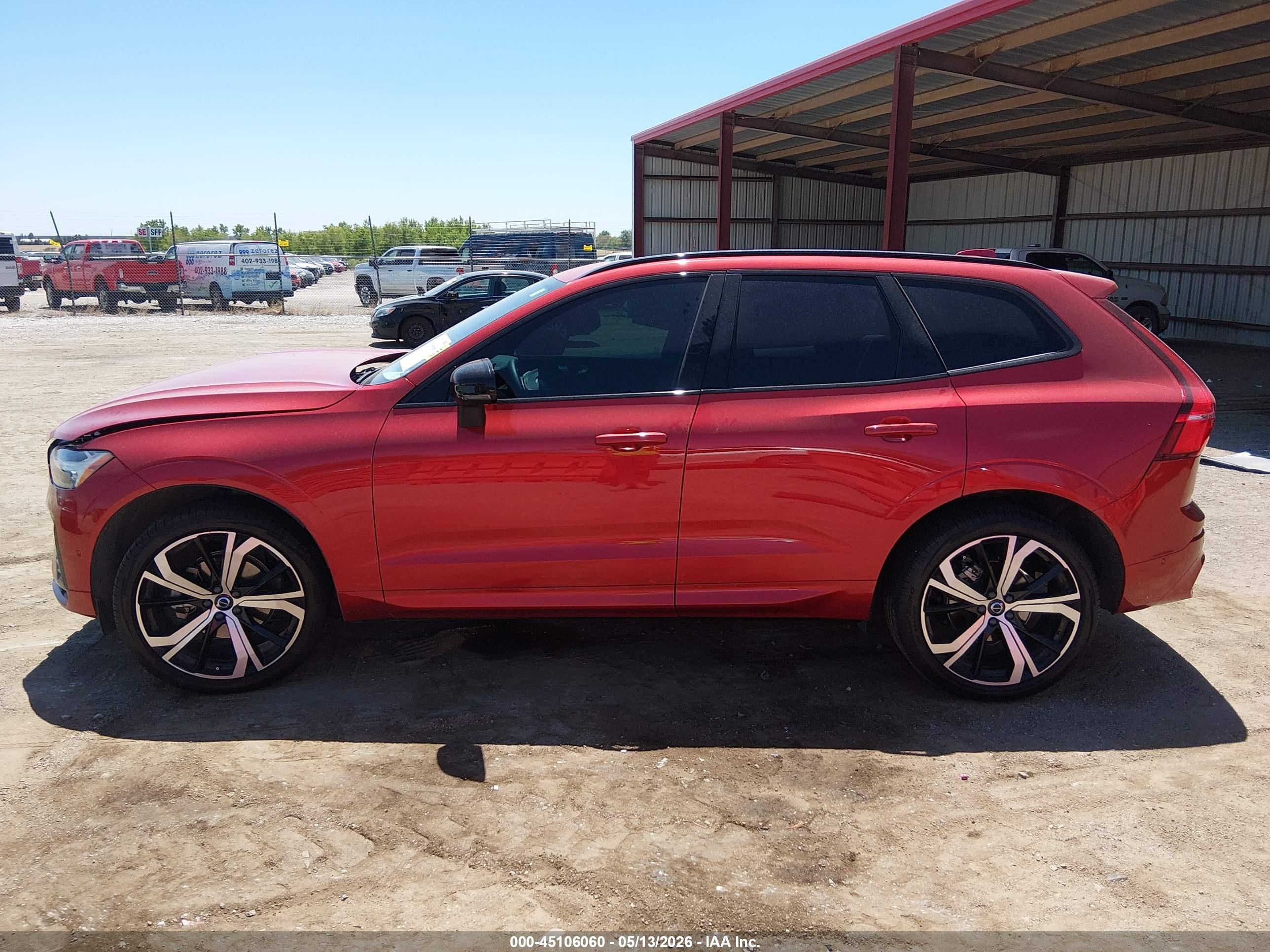 2022 Volvo Xc60 B5 R-design Red vin: YV4L12RM3N1075267