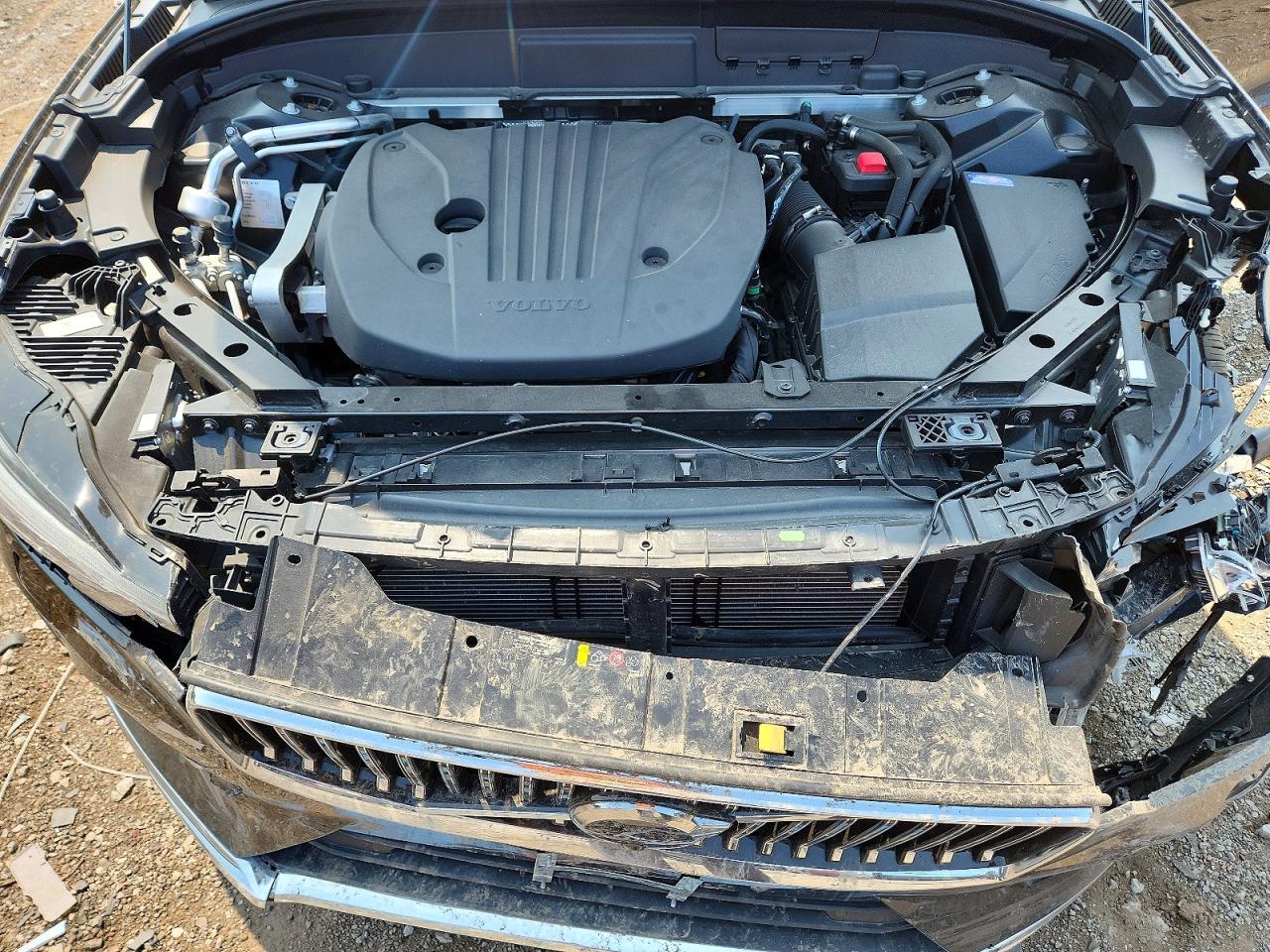 2023 Volvo Xc60 Plus Черный vin: YV4L12RN0P1290343