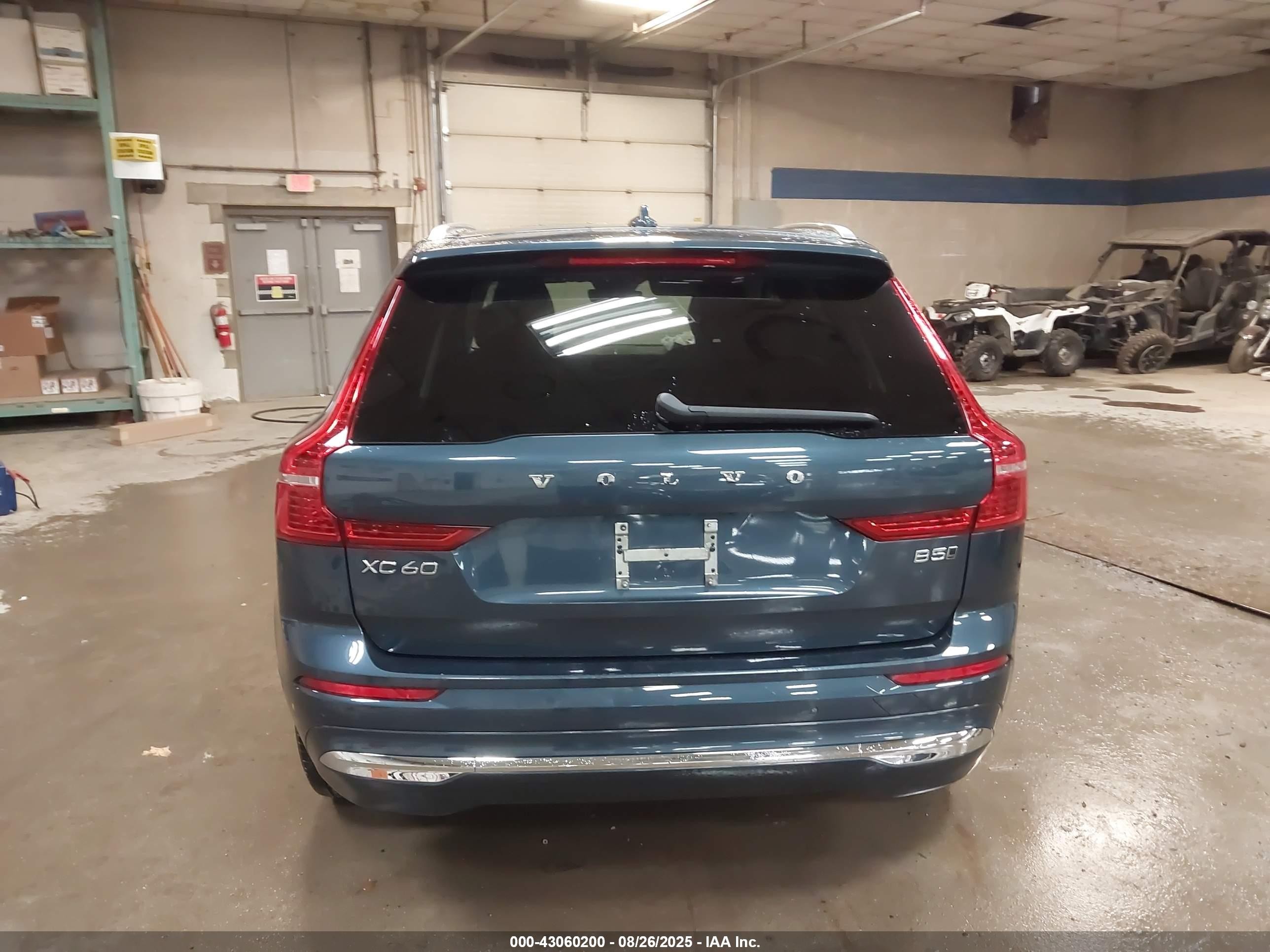 2023 Volvo Xc60 B5 Plus Bright Theme Синий vin: YV4L12RN0P1378969