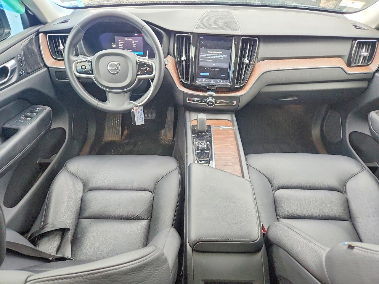 2023 Volvo Xc60 Plus Black vin: YV4L12RN5P1205285
