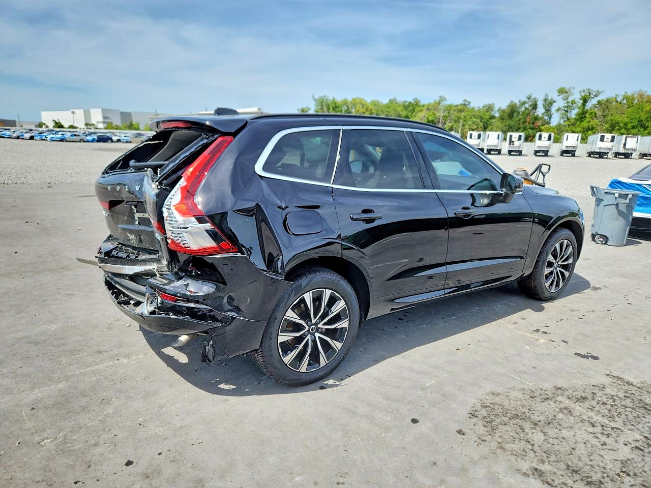 2023 Volvo Xc60 Core Black vin: YV4L12RV6P1369323