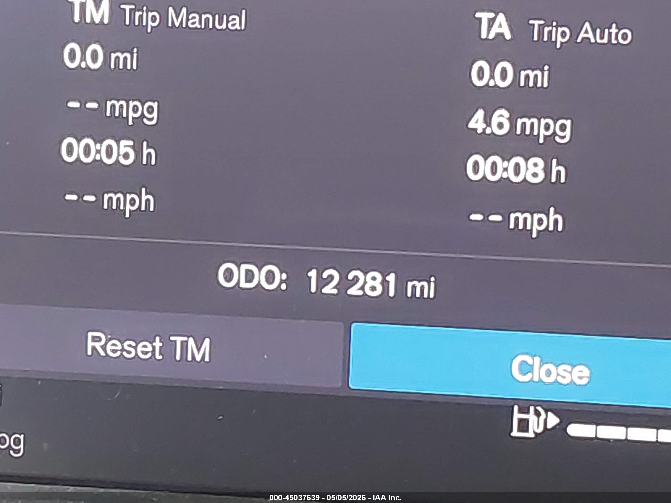 2023 Volvo Xc60 B5 Plus Dark Theme Red vin: YV4L12RW2P1383275