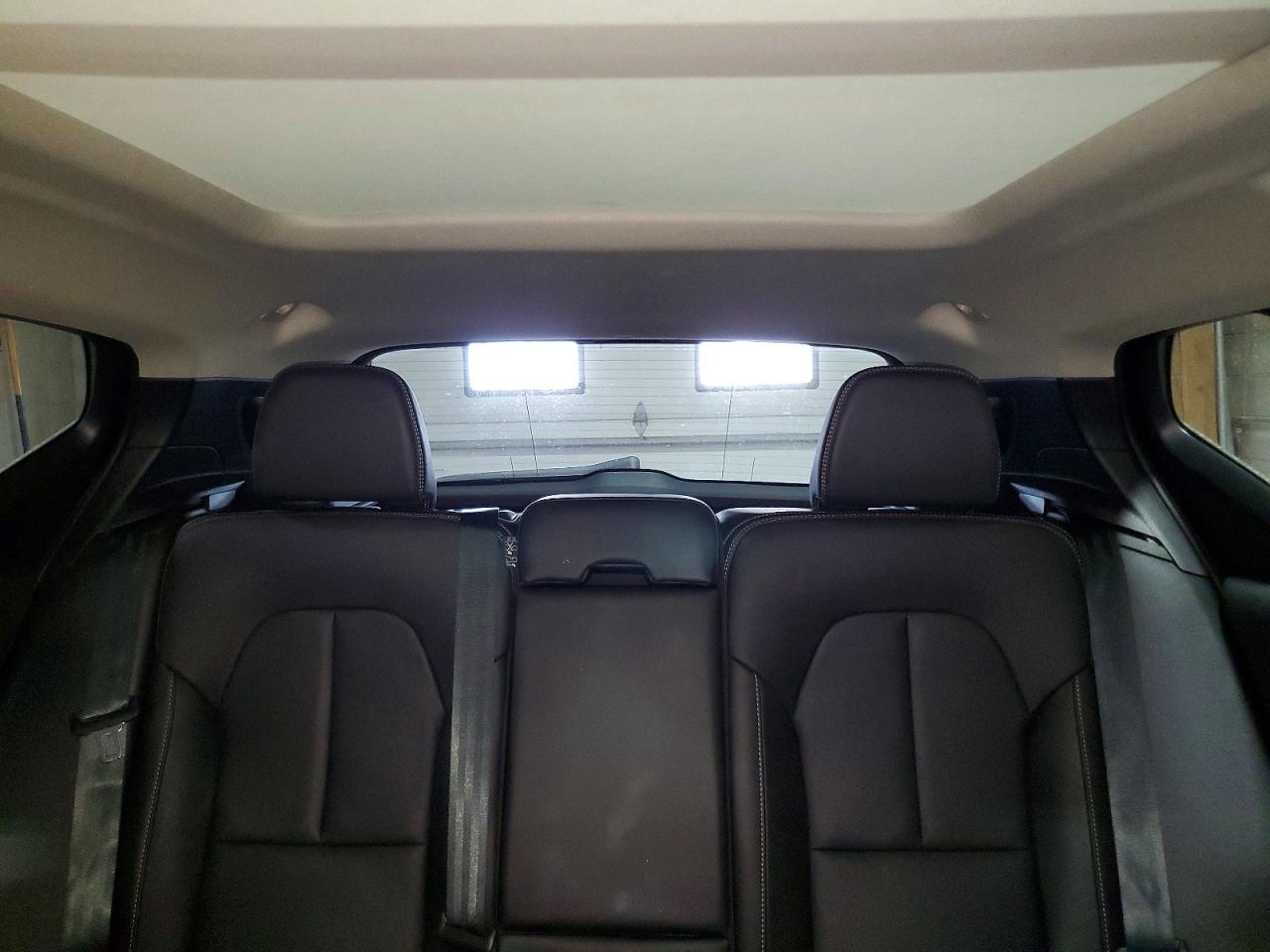 2025 Volvo Xc40 Plus Silver vin: YV4L12UE8S2490266