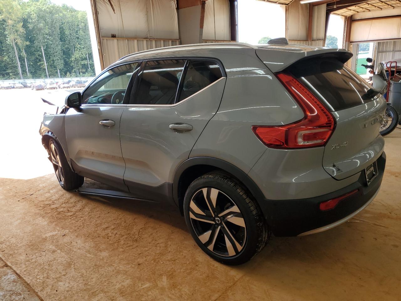 2024 Volvo Xc40 Plus Gray vin: YV4L12UE9R2235135