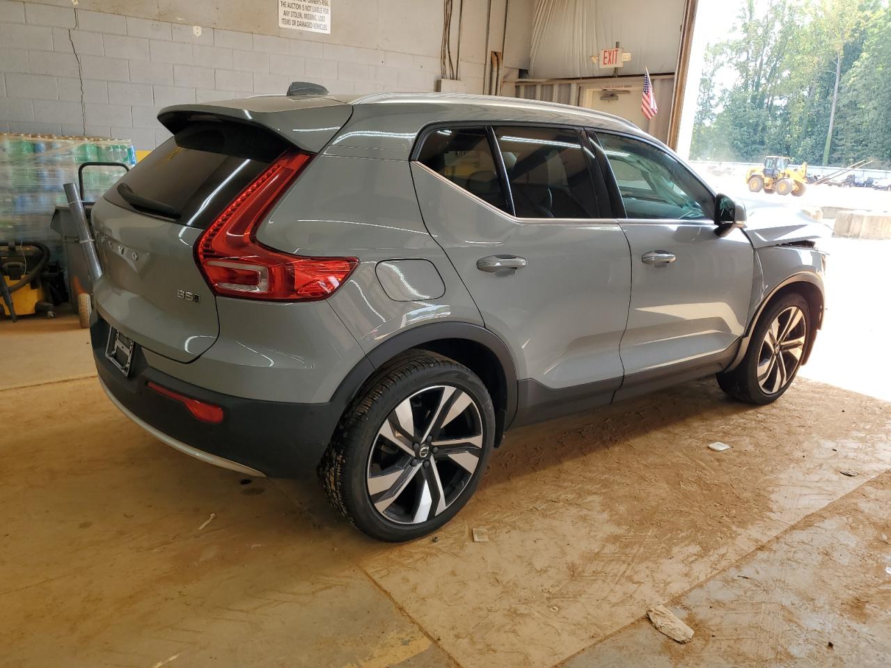 2024 Volvo Xc40 Plus Gray vin: YV4L12UE9R2235135
