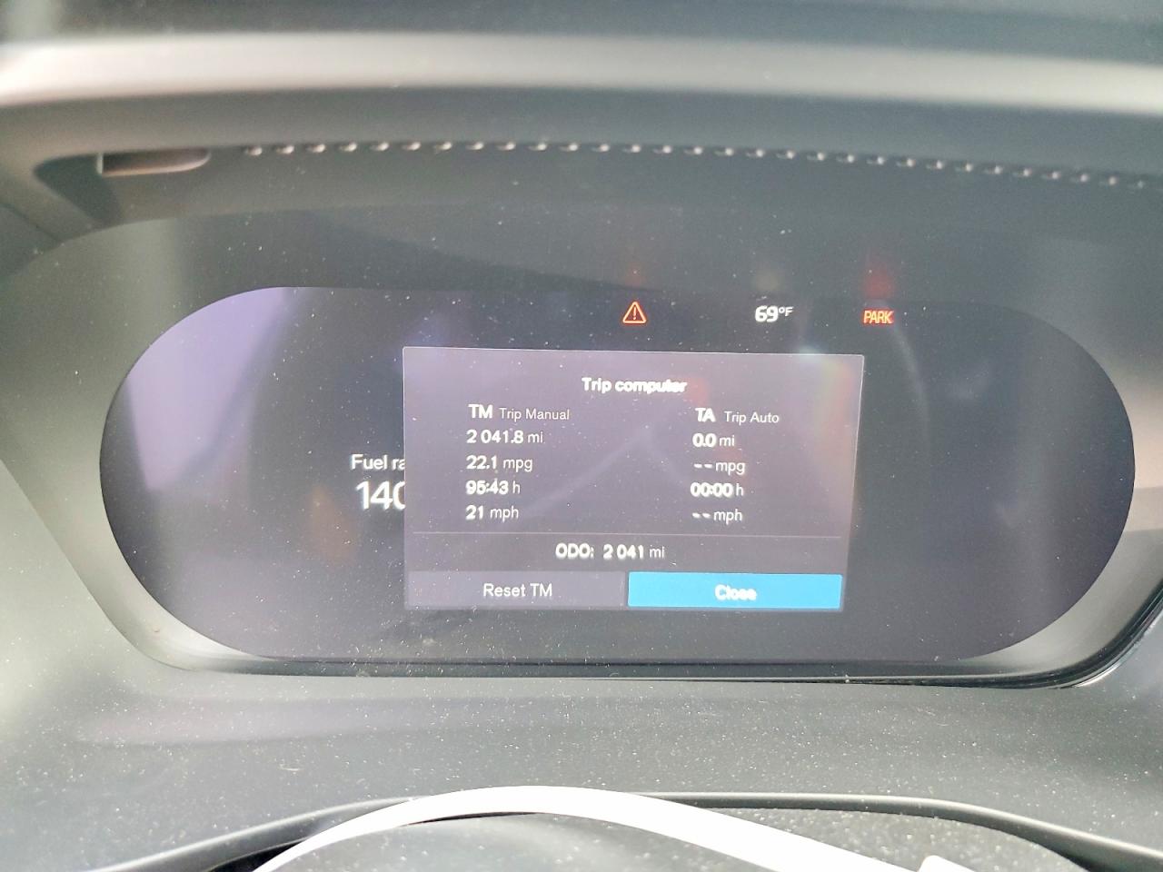 2024 Volvo Xc40 Ultimate Silver vin: YV4L12UF3R2319797