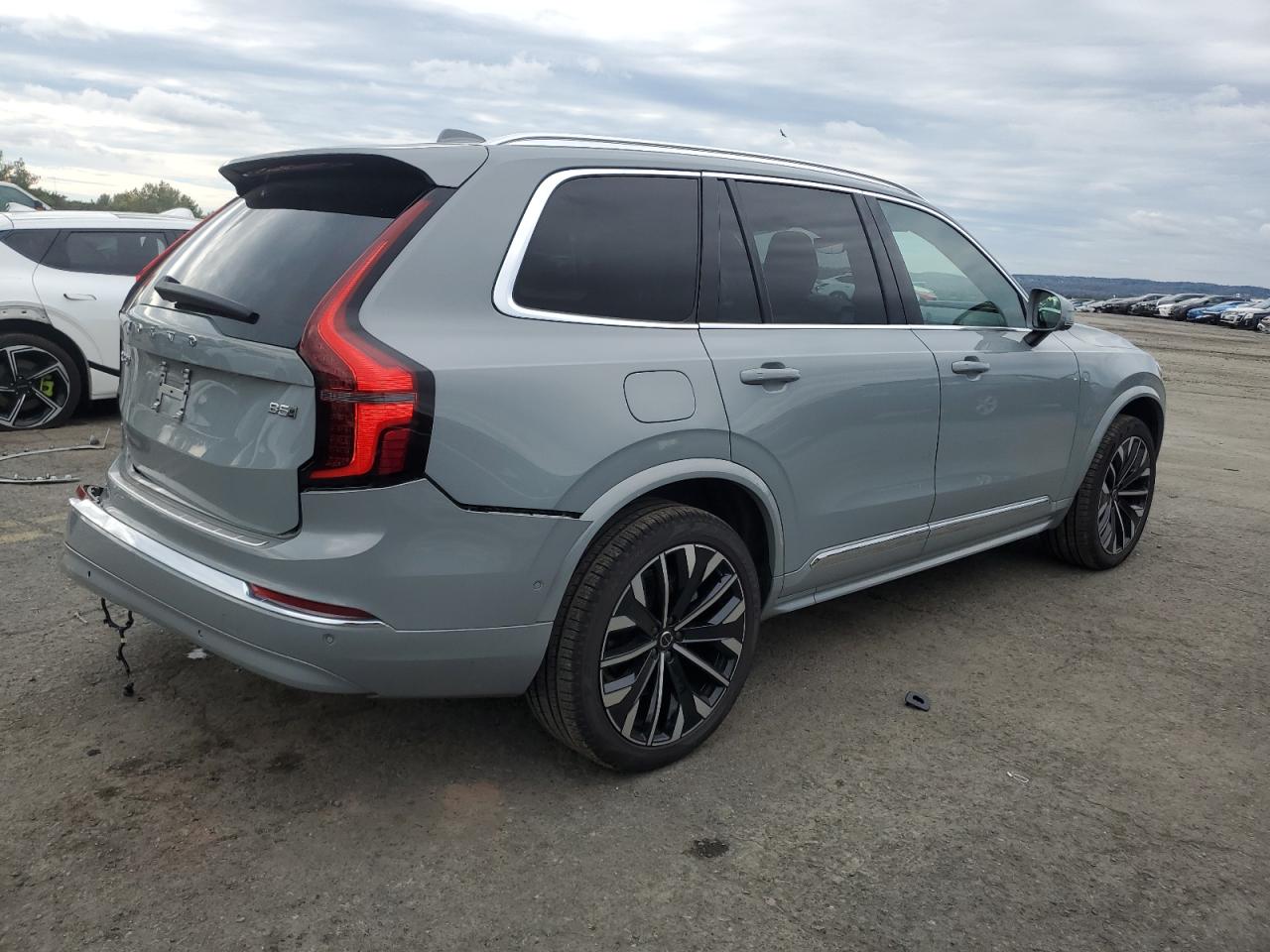 2025 Volvo Xc90 Plus Серый vin: YV4M12JBXS1358064