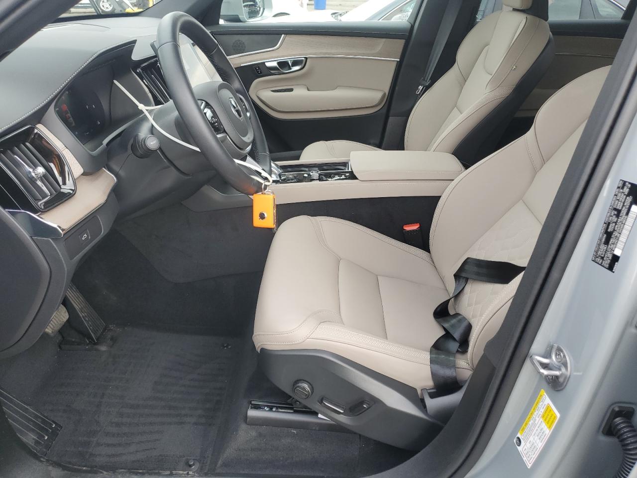 2025 Volvo Xc90 Plus Серый vin: YV4M12JBXS1358064