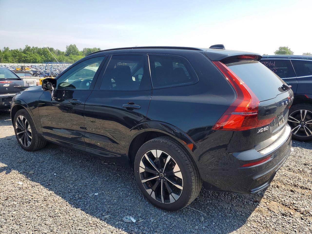 2026 Volvo Xc60 Plus Black vin: YV4M12RC8T1359809