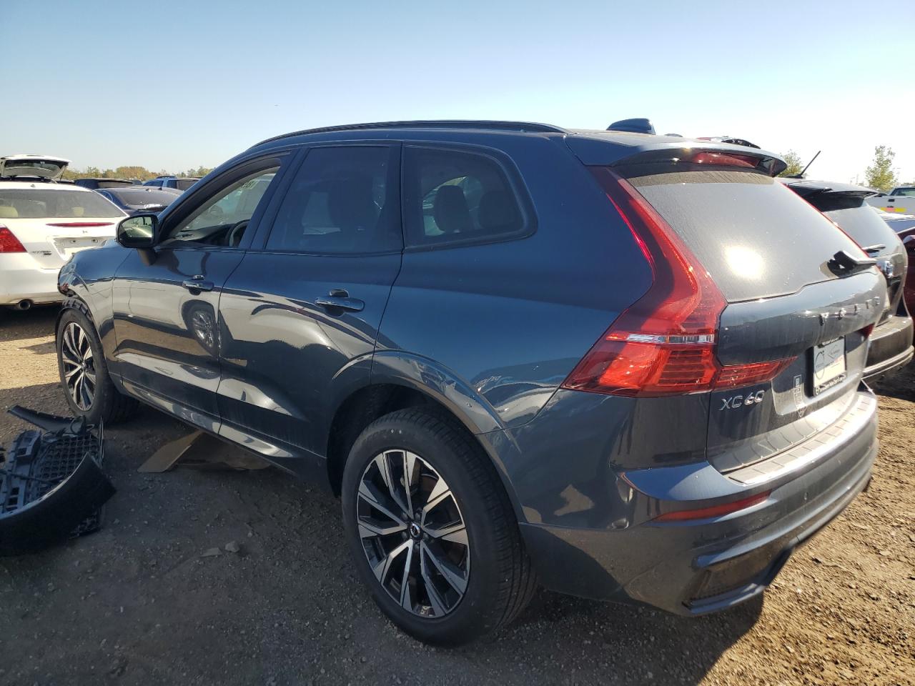 2025 Volvo Xc60 Core Blue vin: YV4M12RJ2S1109172