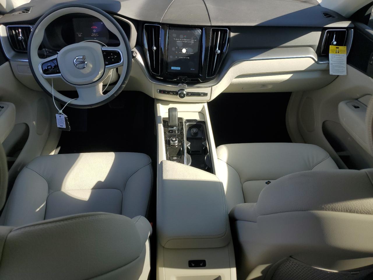 2025 Volvo Xc60 Core Blue vin: YV4M12RJ2S1109172