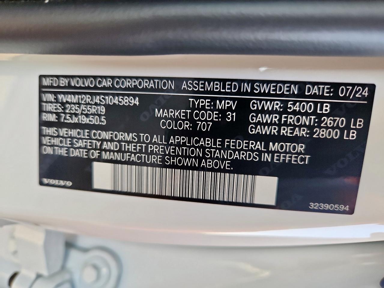 2025 Volvo Xc60 Core White vin: YV4M12RJ4S1045894