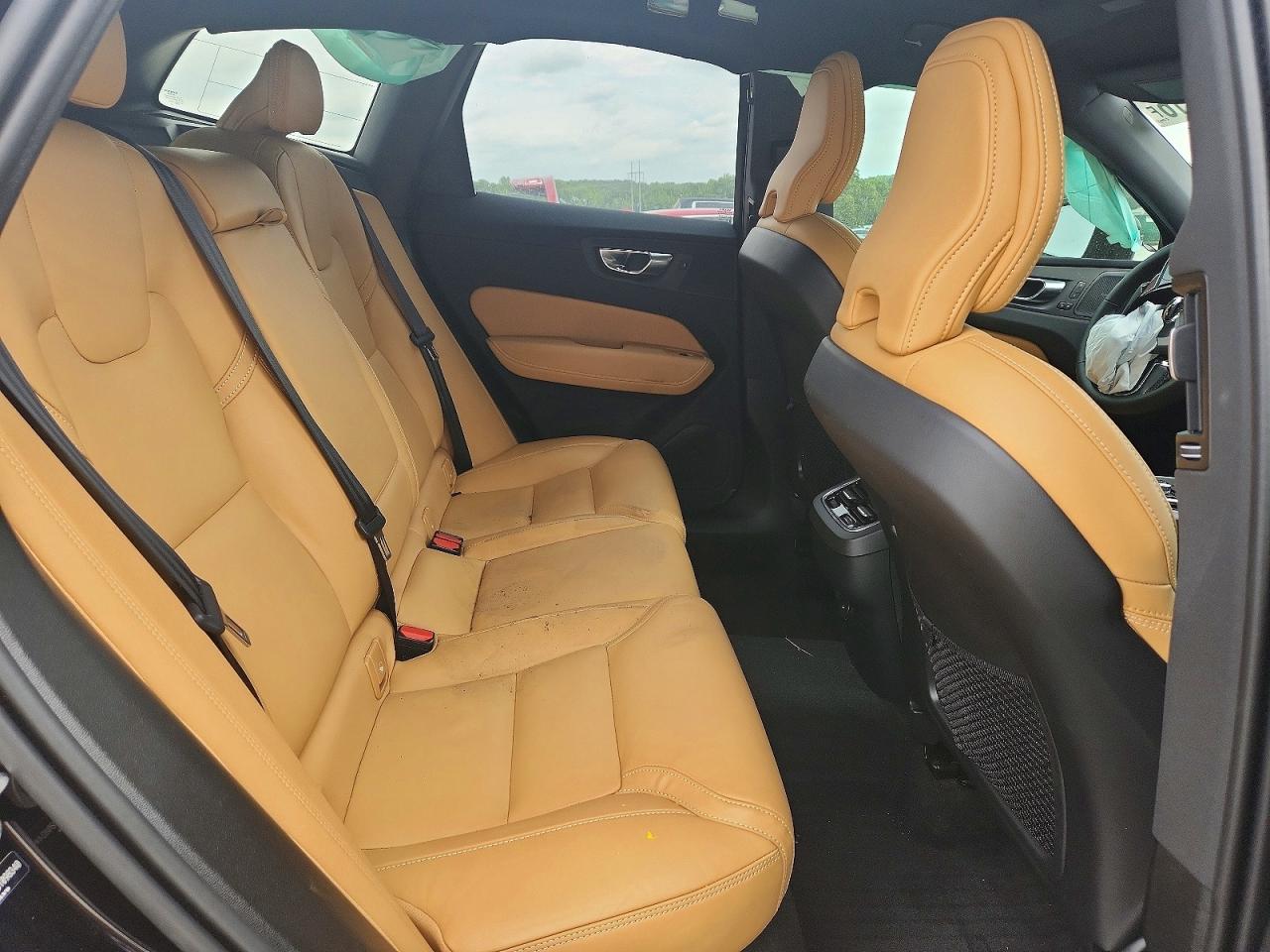 2025 Volvo Xc60 Ultra Черный vin: YV4M12RM3S1098340