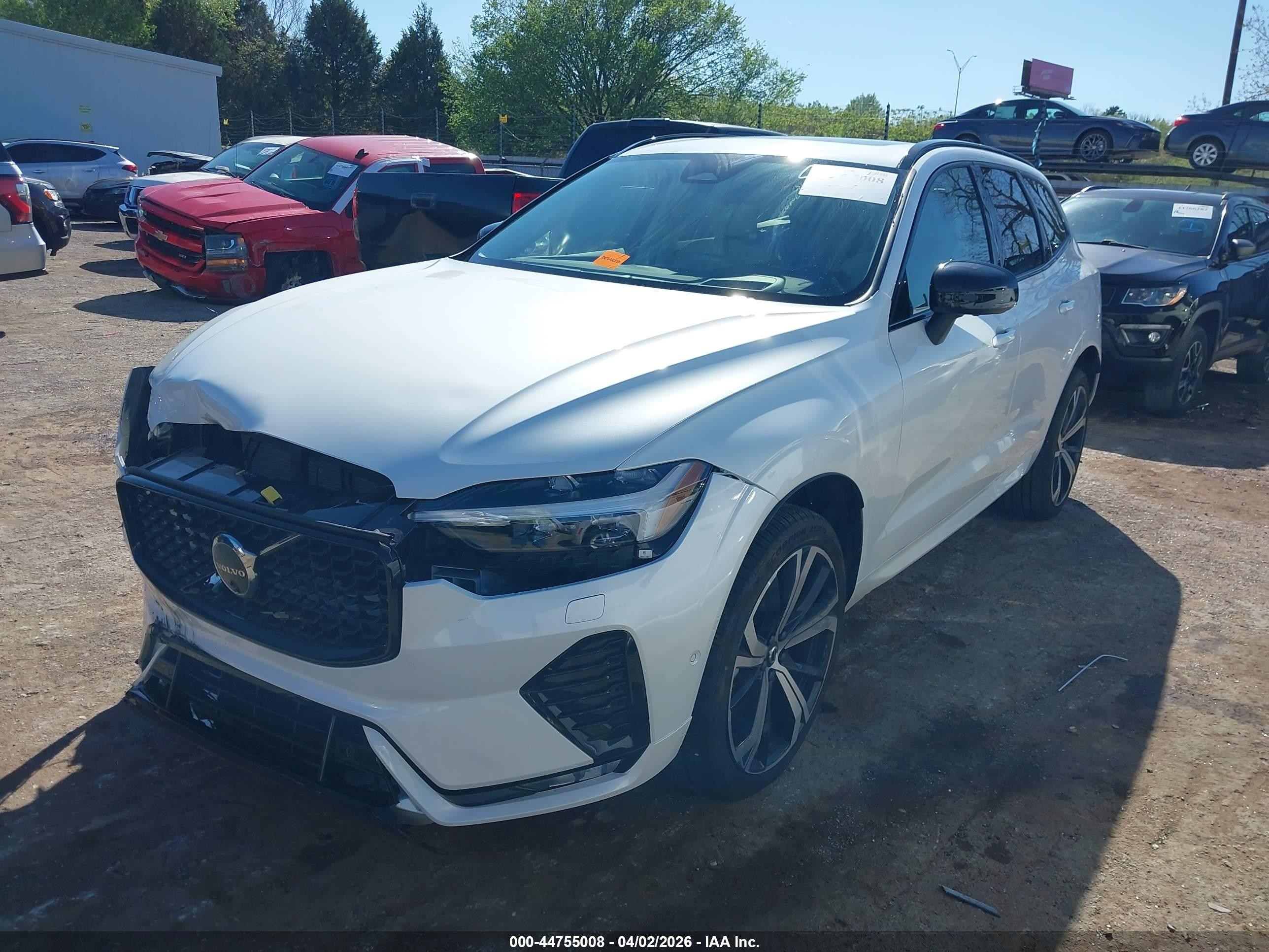 2025 Volvo Xc60 B5 Ultra White vin: YV4M12RM6S1204859
