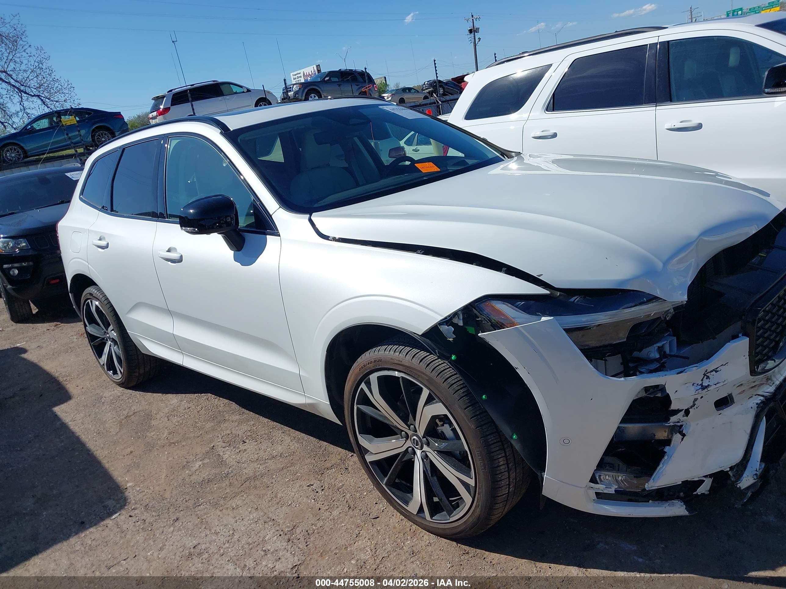 2025 Volvo Xc60 B5 Ultra White vin: YV4M12RM6S1204859