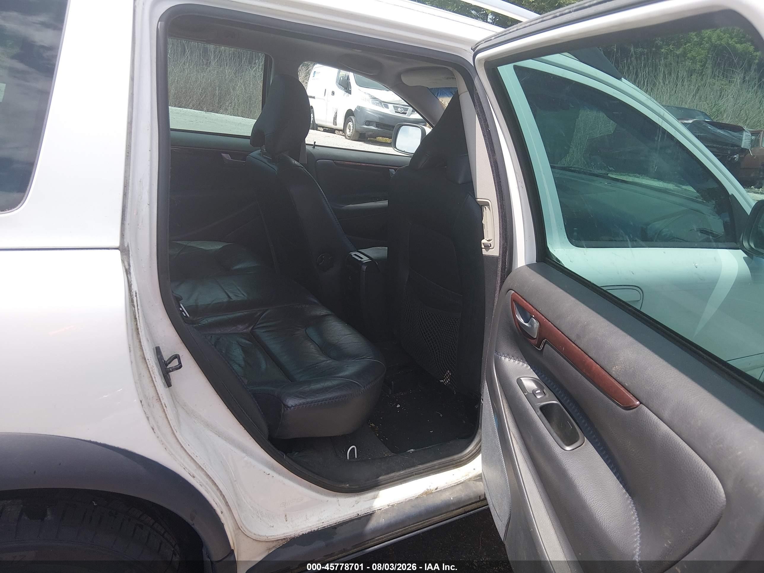 2007 Volvo Xc70 2.5t White vin: YV4SZ592471281432