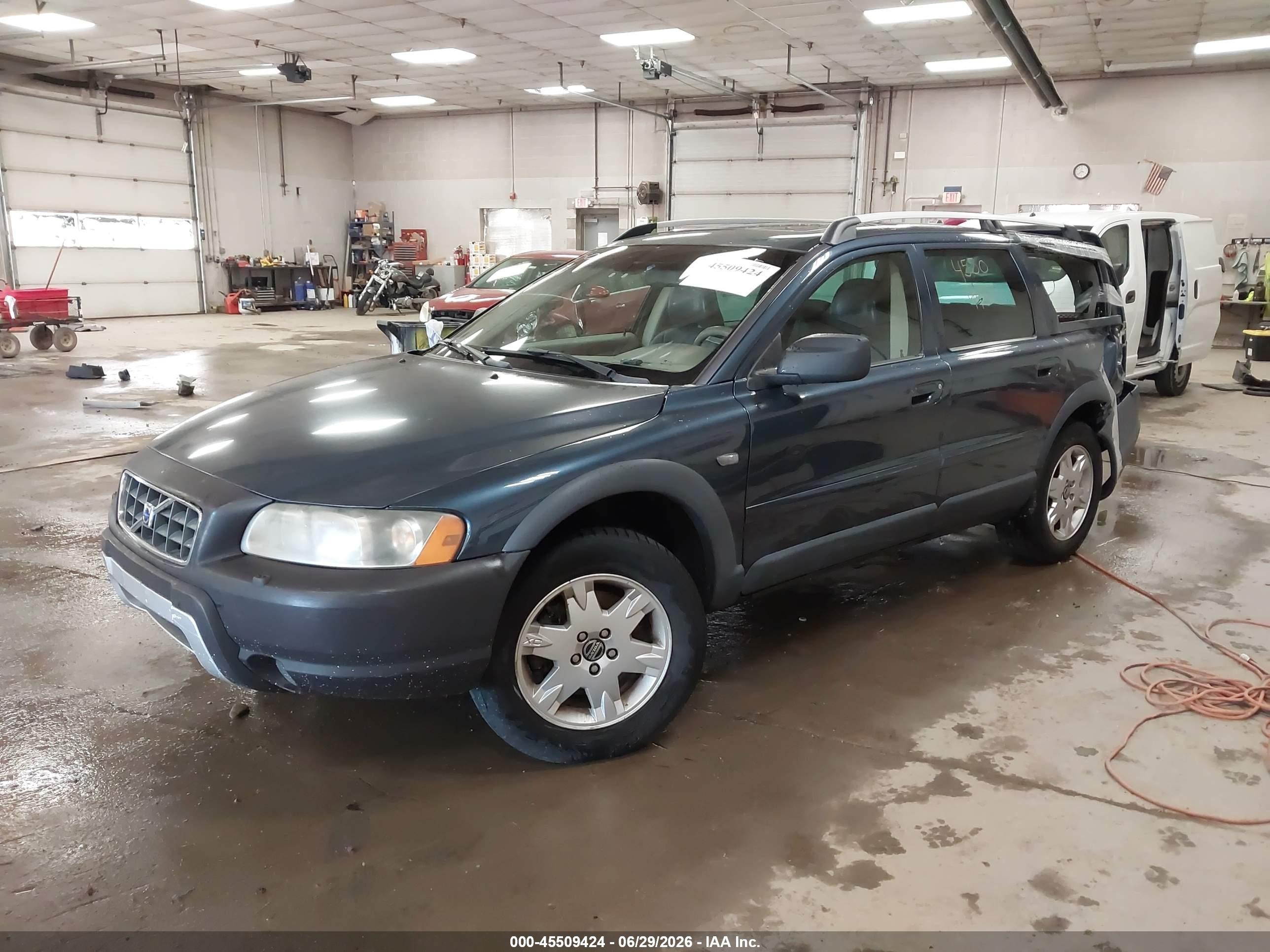 2006 Volvo Xc70 2.5t/volvo Ocean Race Edition Blue vin: YV4SZ592961225839