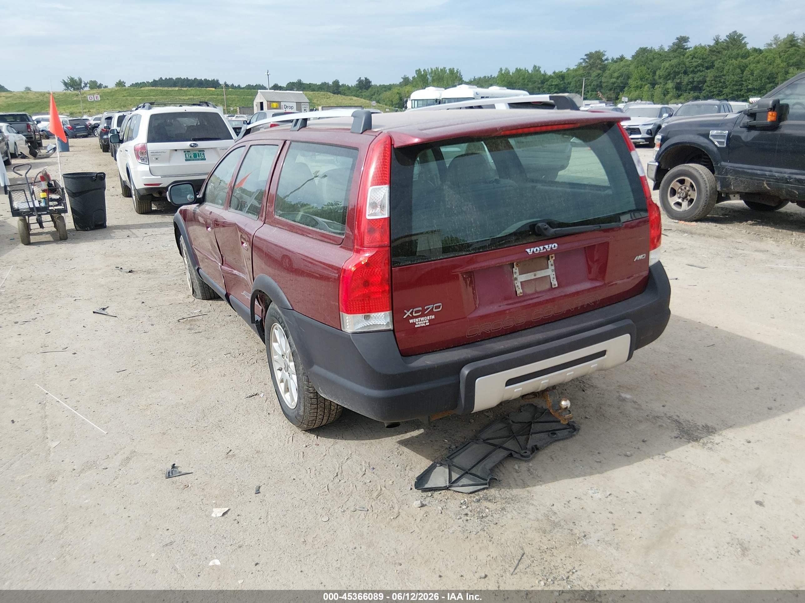2007 Volvo Xc70 2.5t Red vin: YV4SZ592971279689
