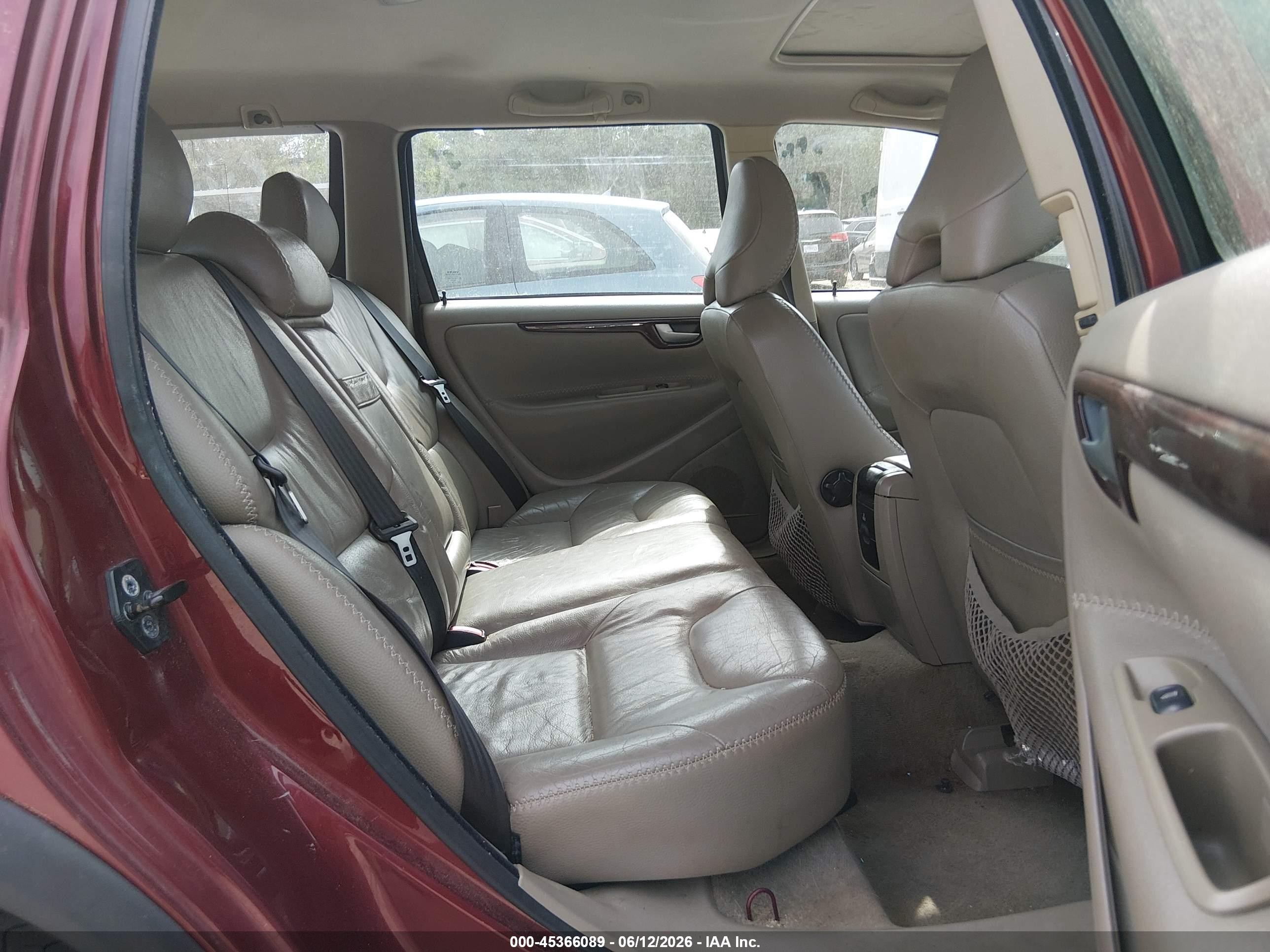 2007 Volvo Xc70 2.5t Red vin: YV4SZ592971279689