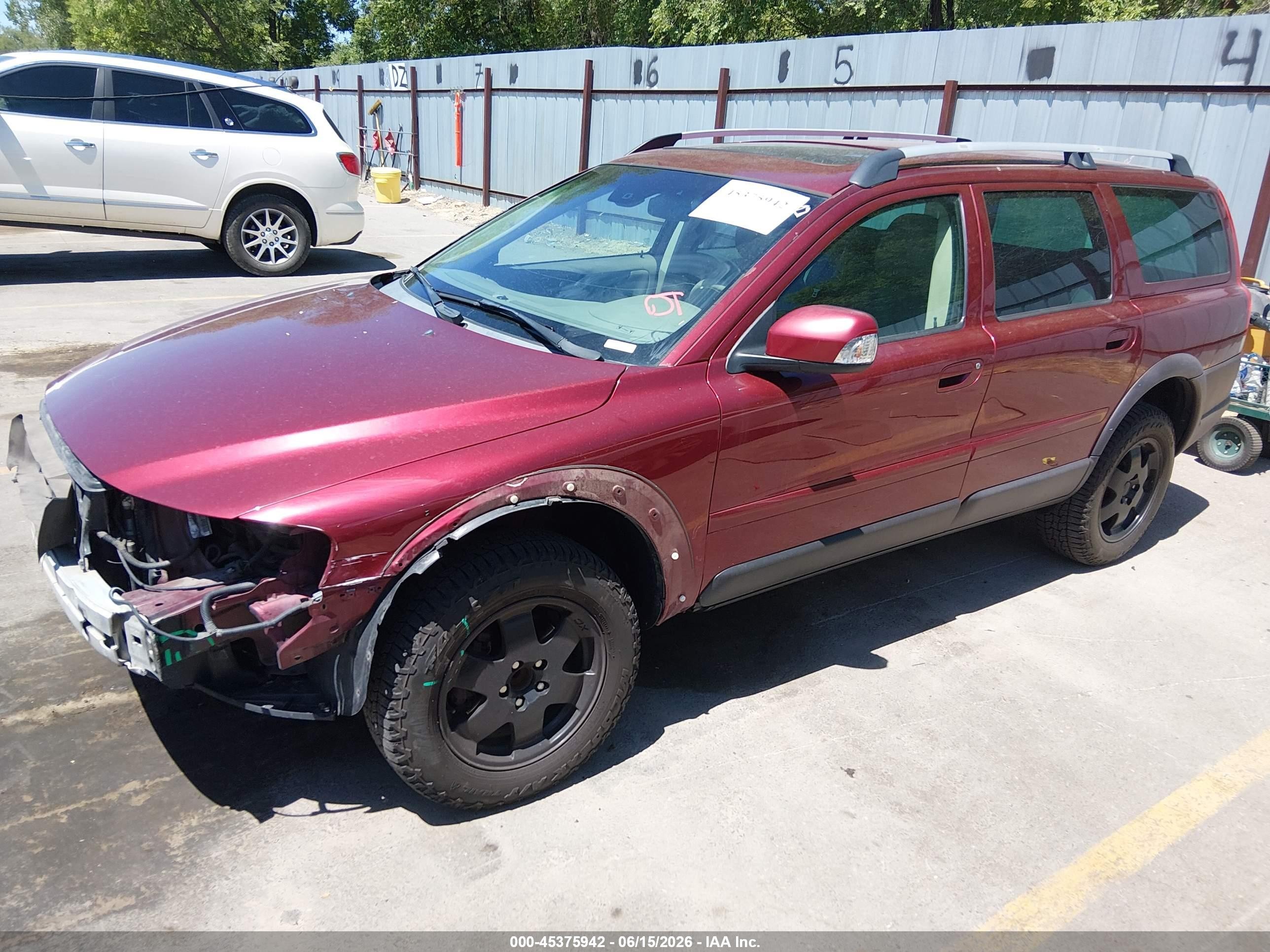 2007 Volvo Xc70 2.5t Burgundy vin: YV4SZ592X71270273