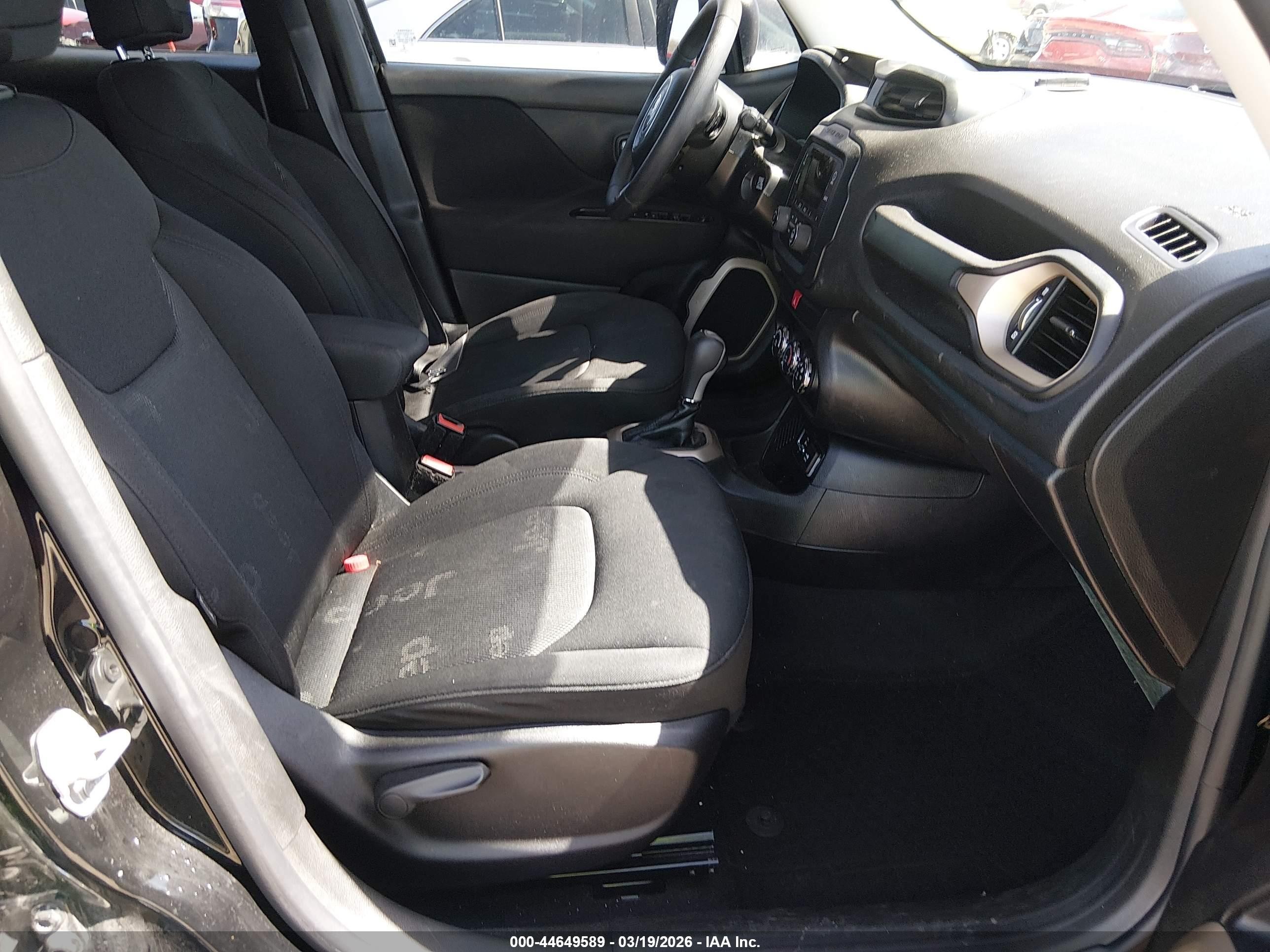 2017 Jeep Renegade Sport Fwd Черный vin: ZACCJAAB3HPE62011