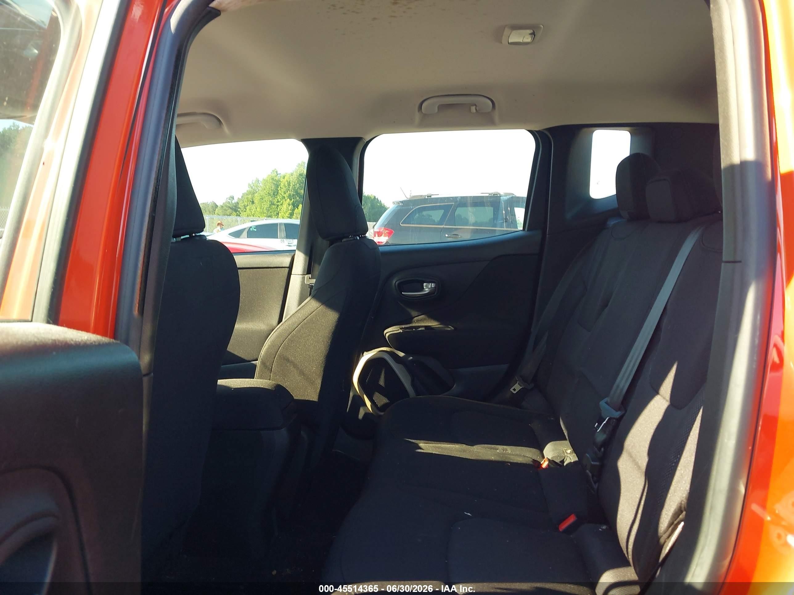 2015 Jeep Renegade Sport Orange vin: ZACCJAAH4FPC30986
