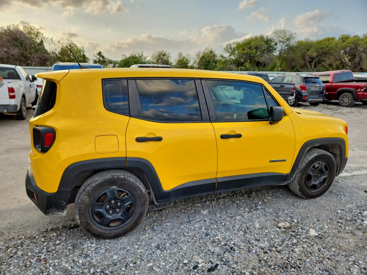 2015 Jeep Renegade Sport Yellow vin: ZACCJAAT0FPB64545