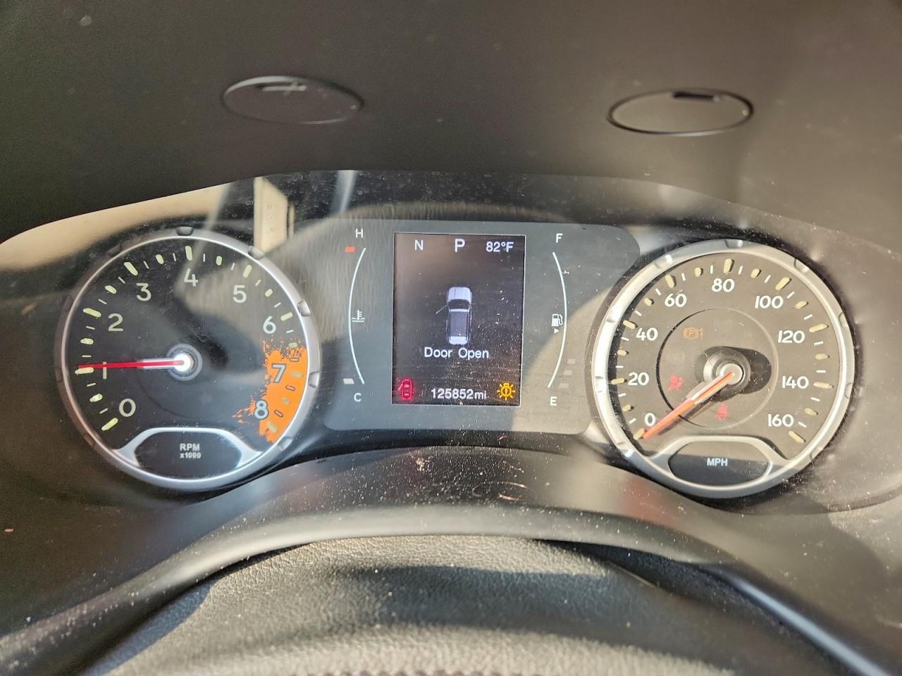 2015 Jeep Renegade Sport Yellow vin: ZACCJAAT0FPB64545
