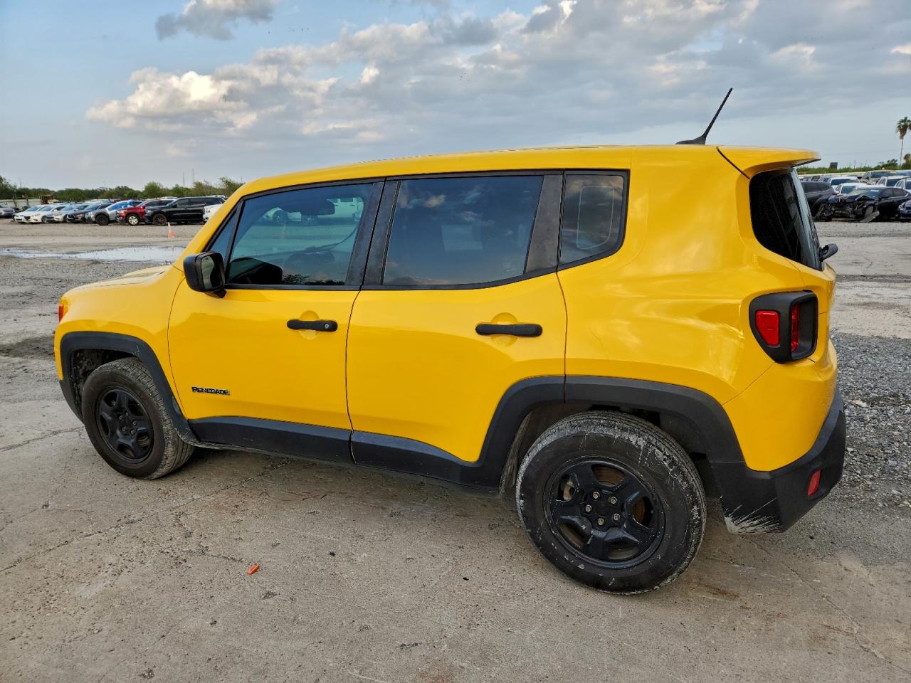 2015 Jeep Renegade Sport Yellow vin: ZACCJAAT0FPB64545