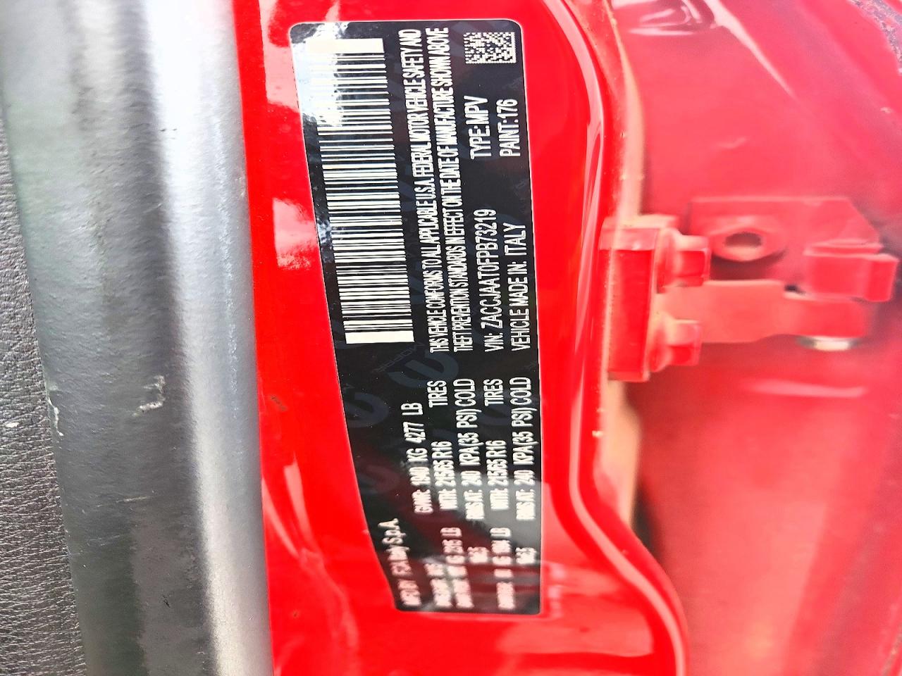 2015 Jeep Renegade Sport Red vin: ZACCJAAT0FPB73219