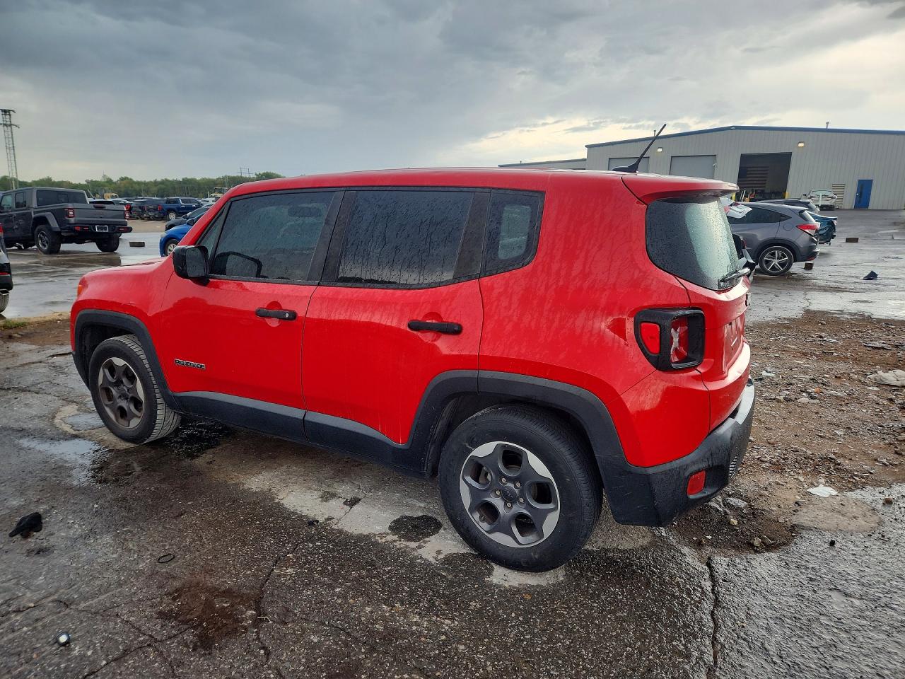 2015 Jeep Renegade Sport Красный vin: ZACCJAAT0FPC33064