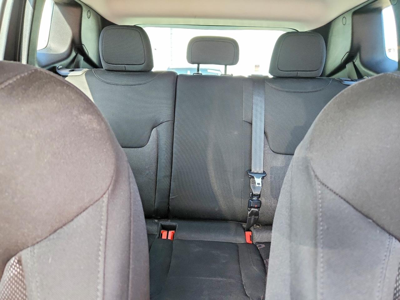 2016 Jeep Renegade Sport Gray vin: ZACCJAAT0GPD40360