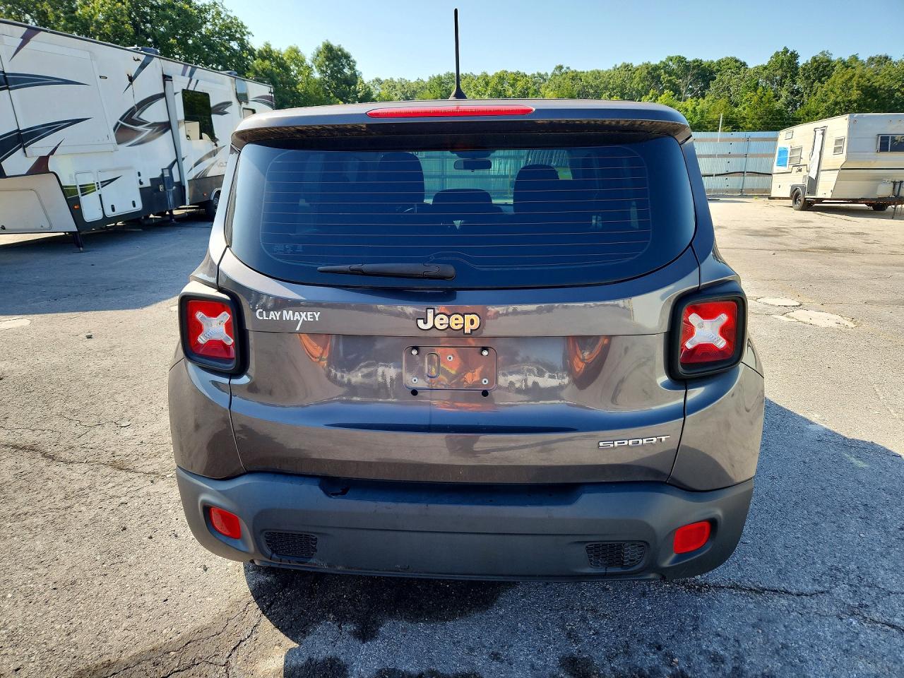 2016 Jeep Renegade Sport Gray vin: ZACCJAAT0GPD40360