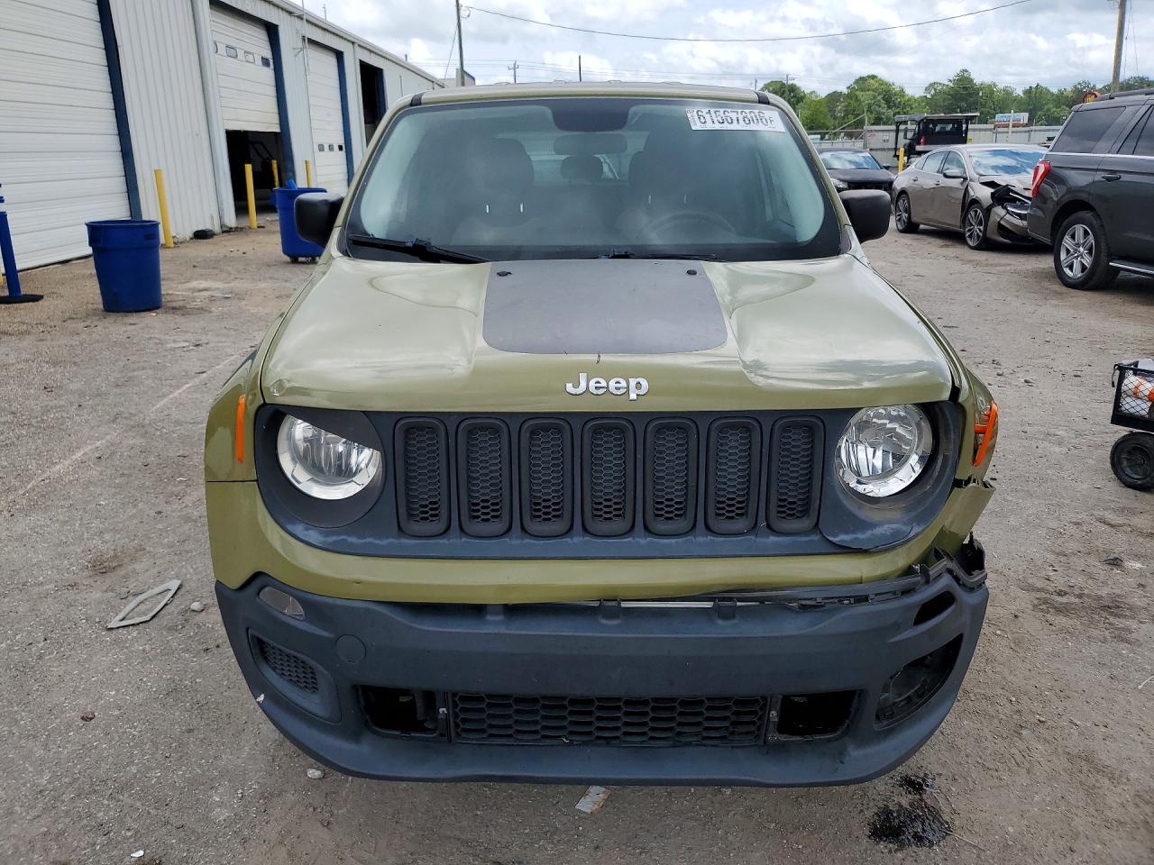 2015 Jeep Renegade Sport Green vin: ZACCJAAT2FPB83199