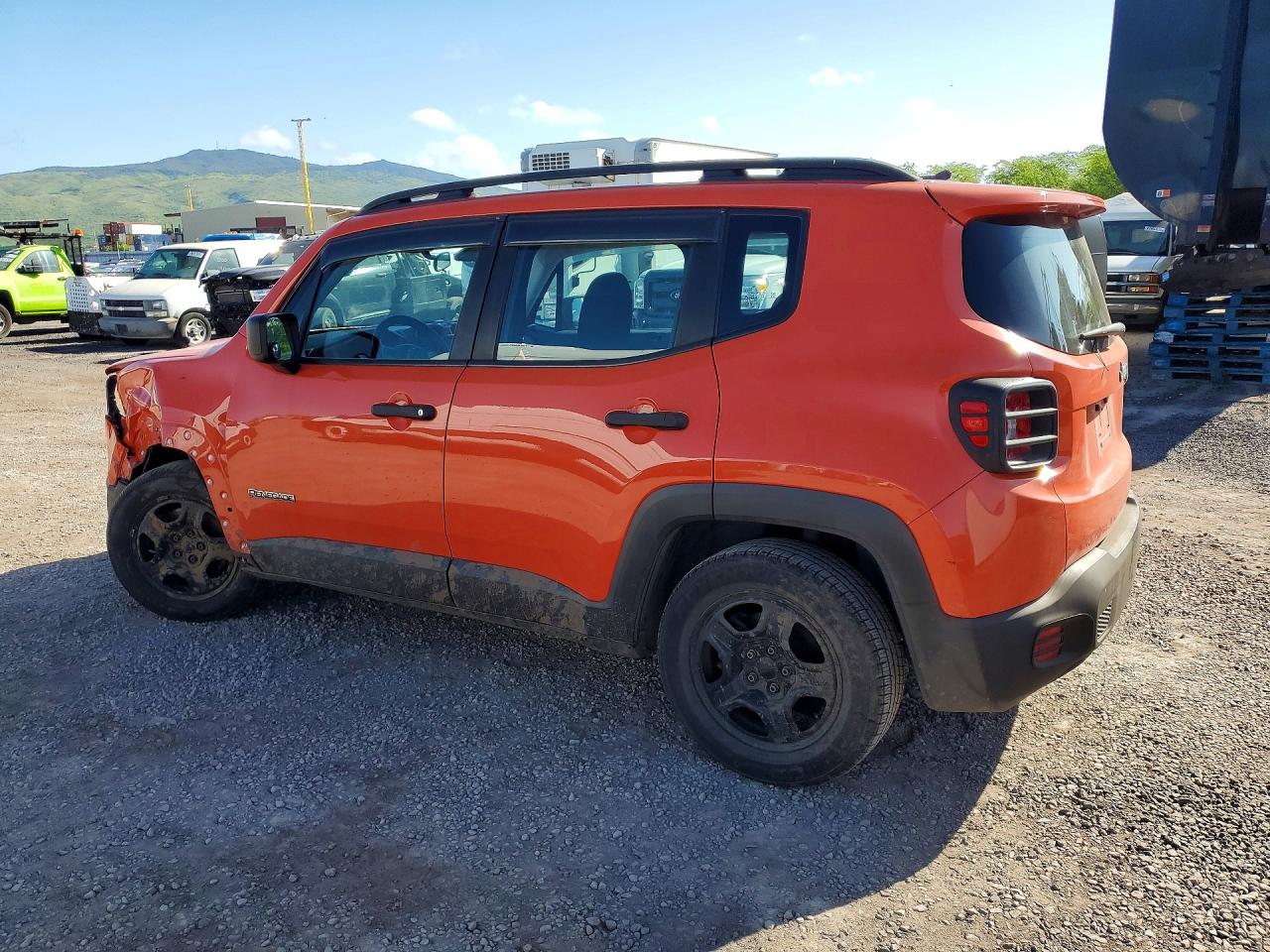 2015 Jeep Renegade Sport Orange vin: ZACCJAAT2FPC10370