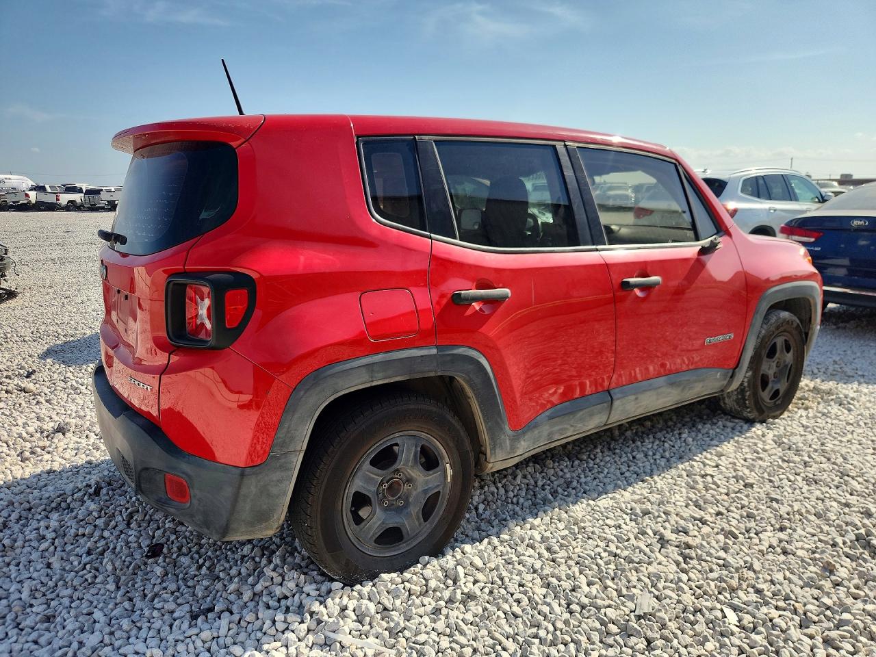 2015 Jeep Renegade Sport Красный vin: ZACCJAAT3FPB91912