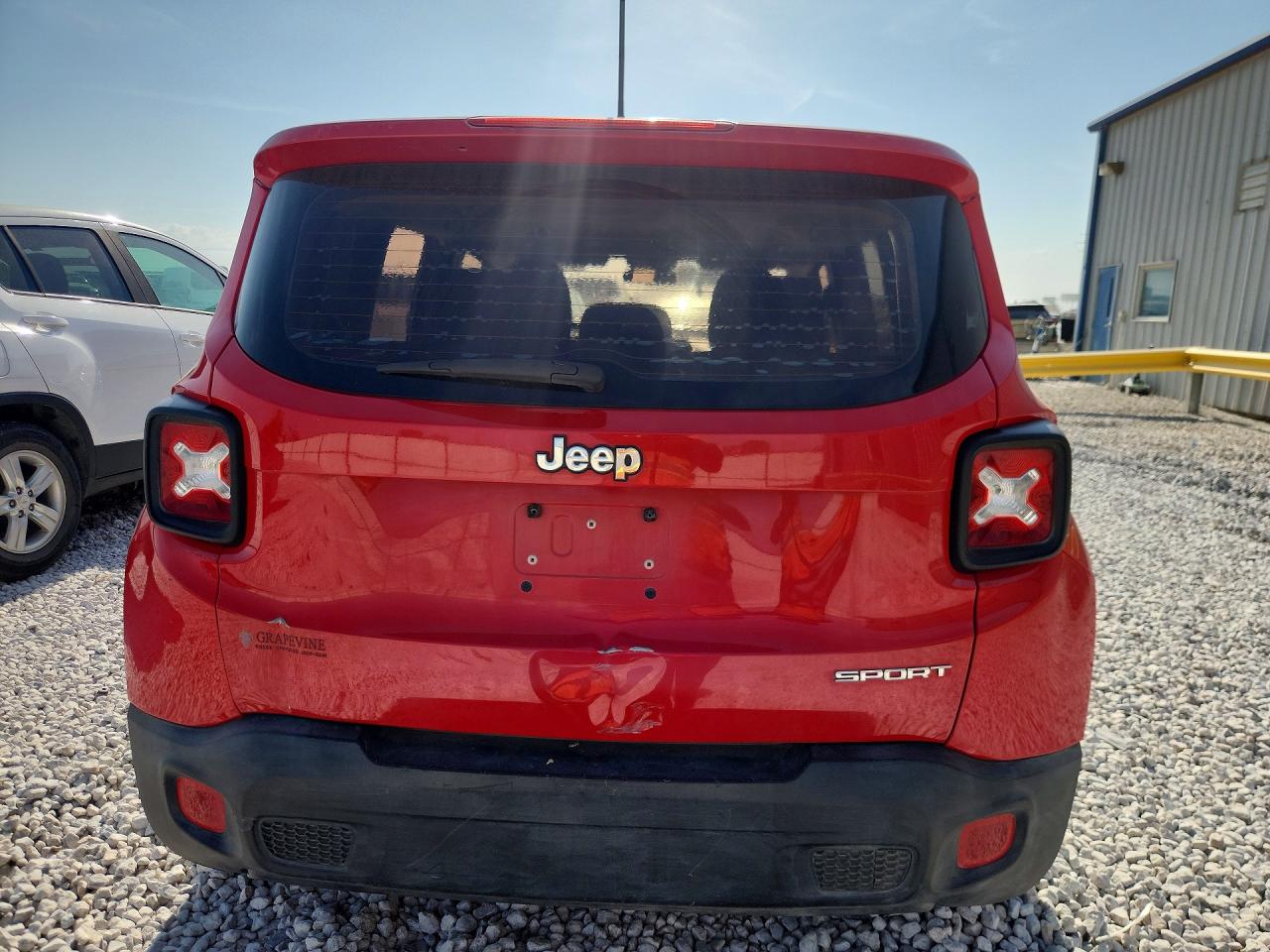 2015 Jeep Renegade Sport Красный vin: ZACCJAAT3FPB91912