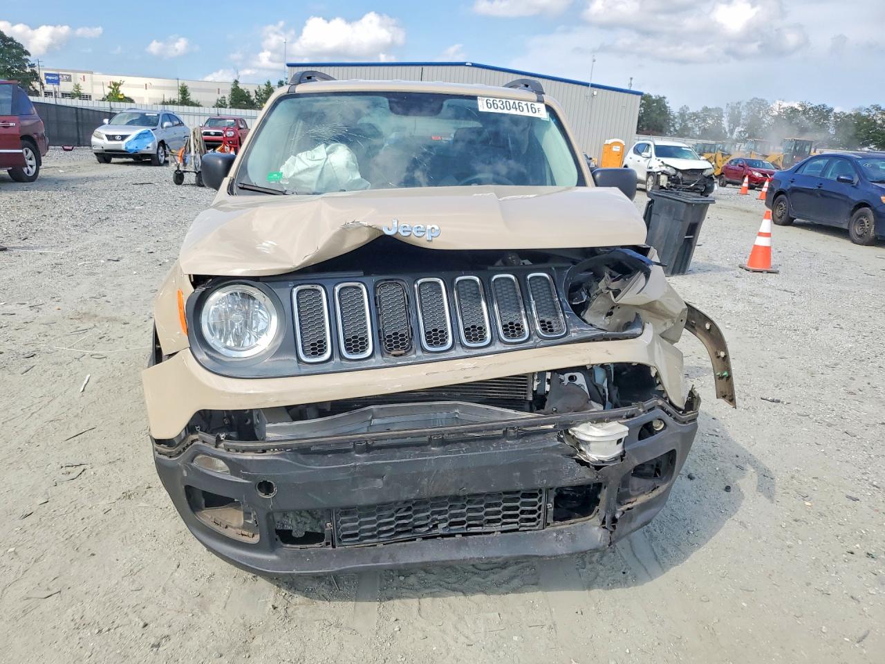 2016 Jeep Renegade Sport Tan vin: ZACCJAAT3GPD68430
