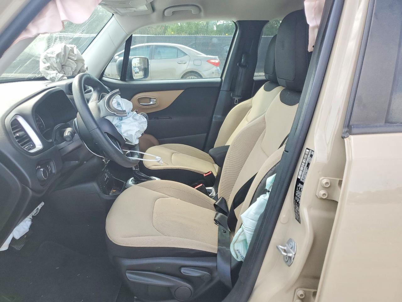 2016 Jeep Renegade Sport Tan vin: ZACCJAAT3GPD68430