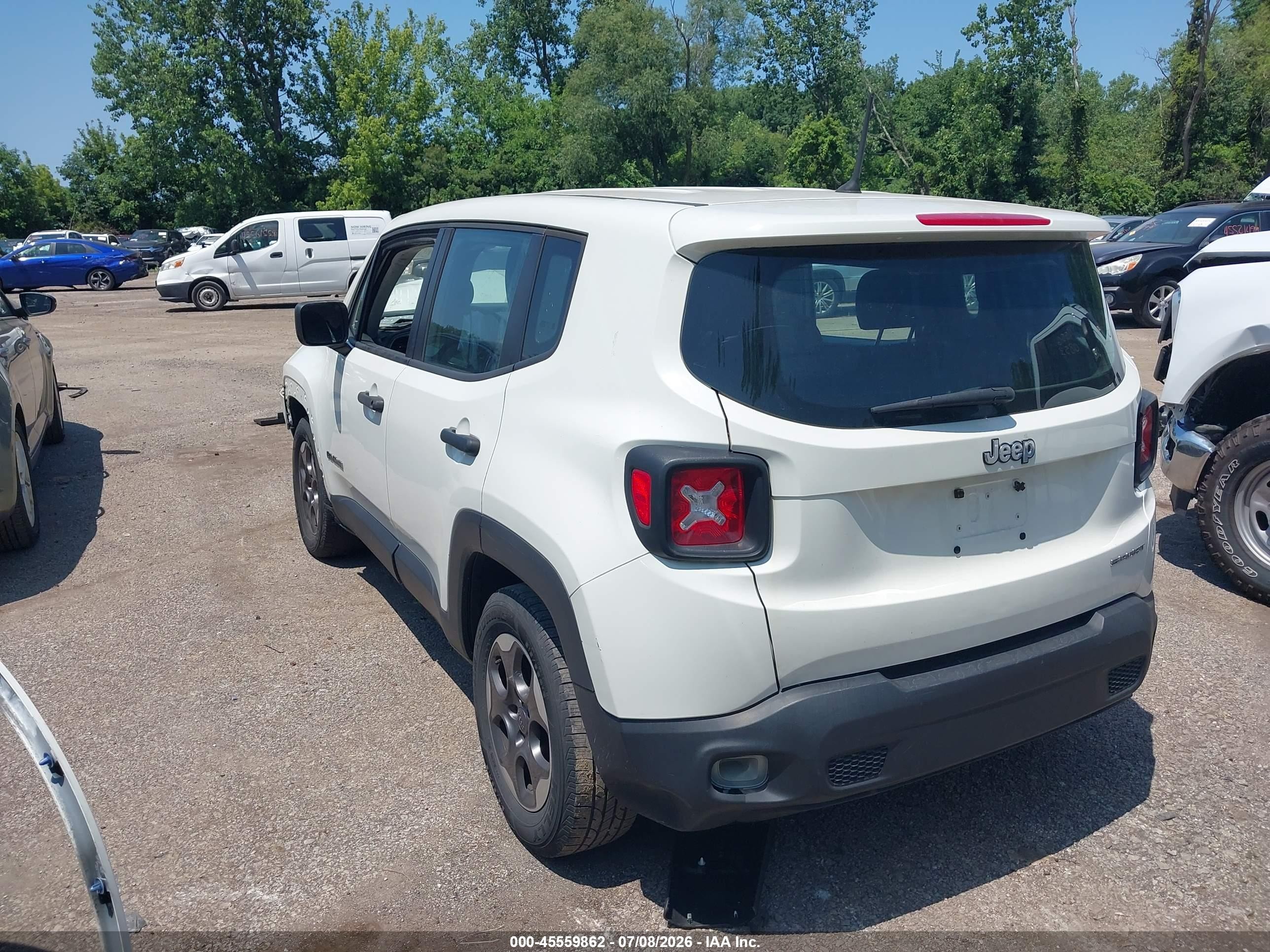 2015 Jeep Renegade Sport White vin: ZACCJAAT7FPC06427