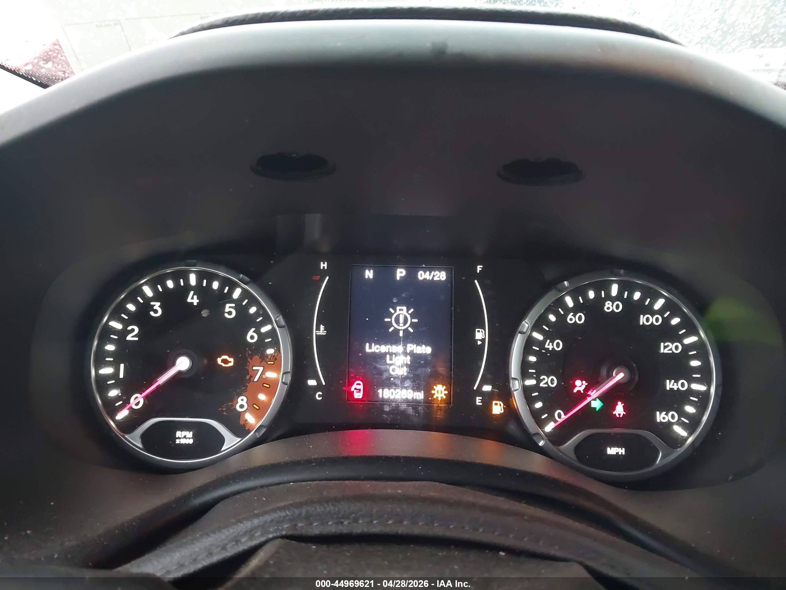 2015 Jeep Renegade Sport Orange vin: ZACCJAAT8FPB38025