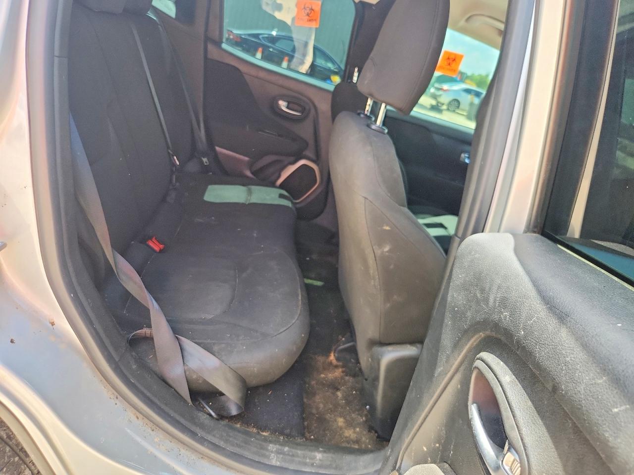 2015 Jeep Renegade Sport Gray vin: ZACCJAATXFPB31058