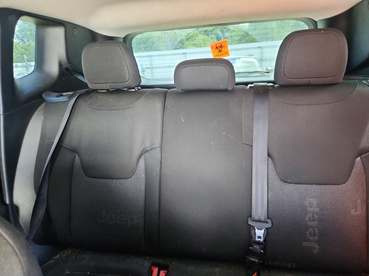 2015 Jeep Renegade Sport Gray vin: ZACCJAATXFPB31058