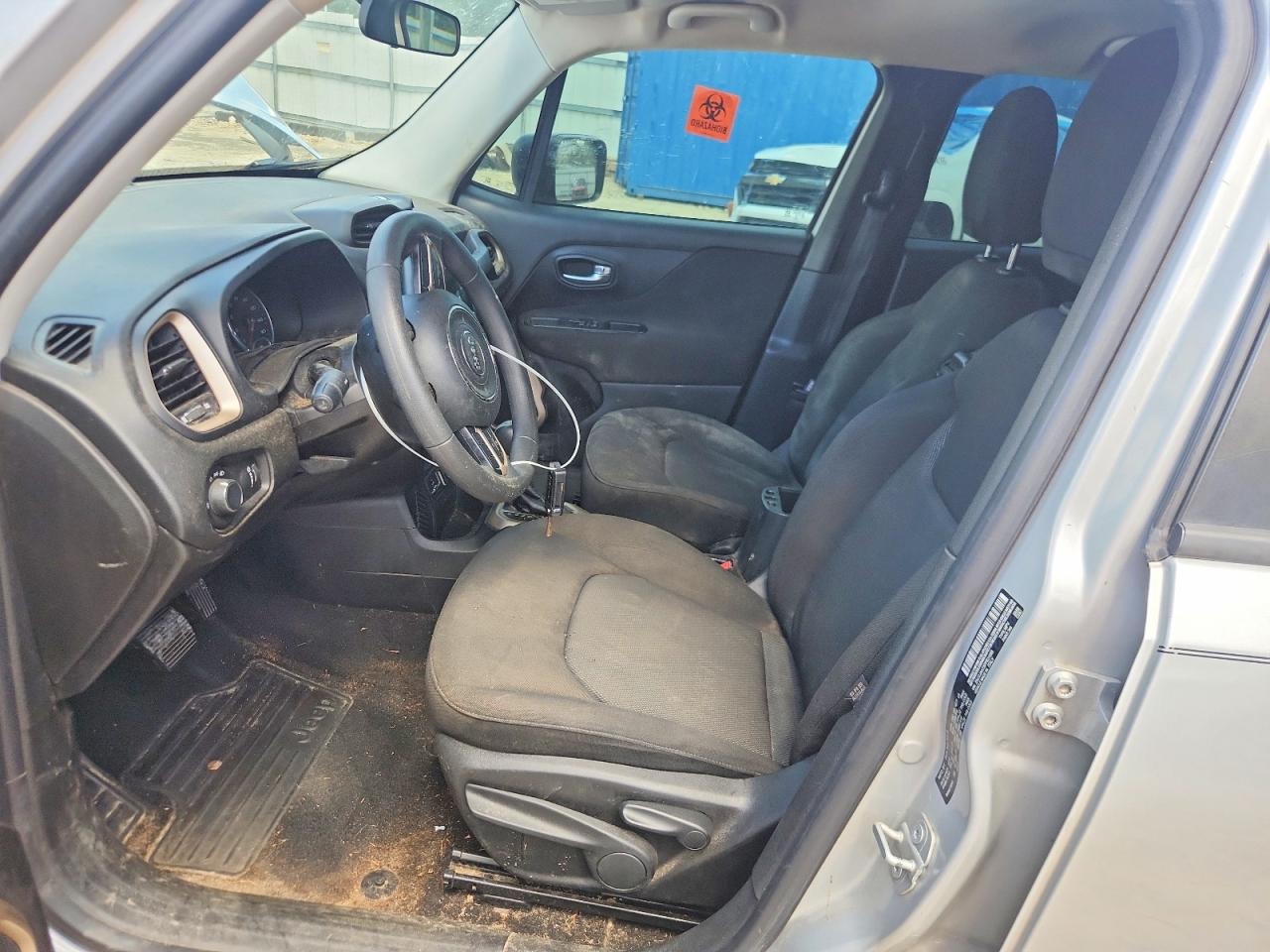 2015 Jeep Renegade Sport Gray vin: ZACCJAATXFPB31058