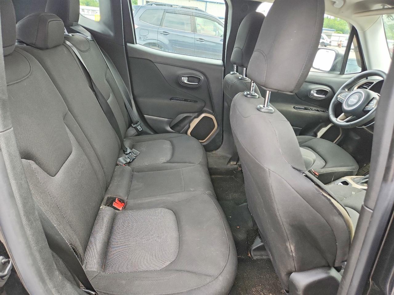 2015 Jeep Renegade Sport Black vin: ZACCJAATXFPC07605