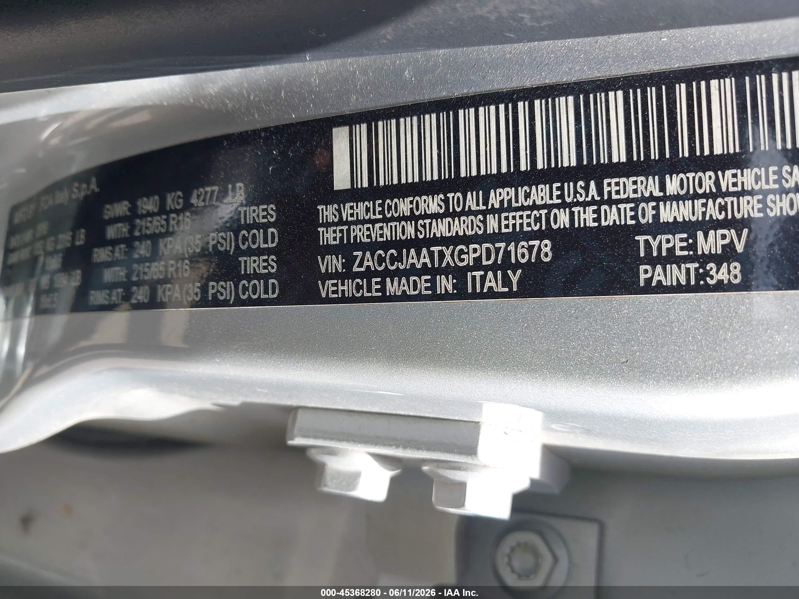 2016 Jeep Renegade Sport Серебряный vin: ZACCJAATXGPD71678