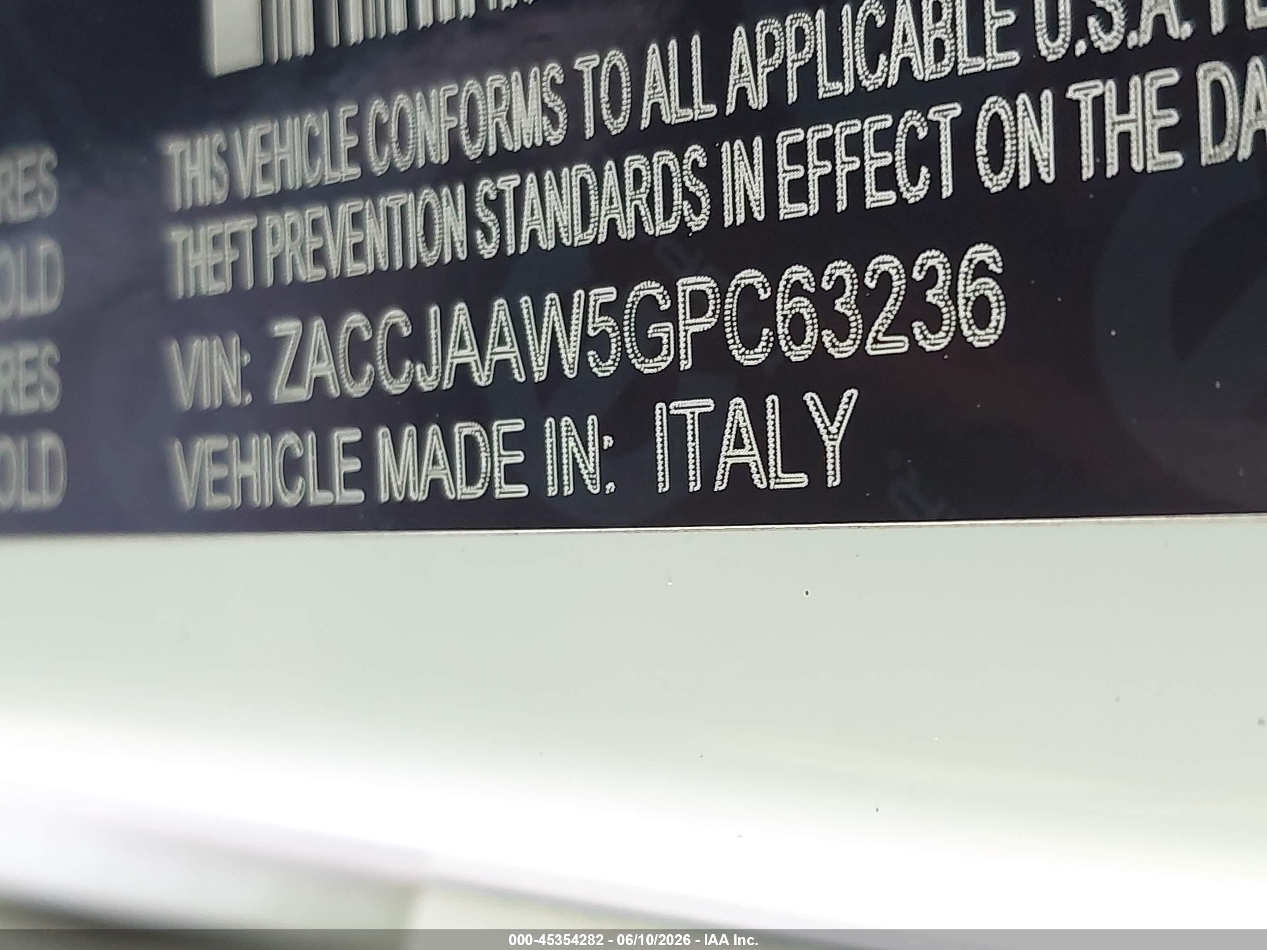2016 Jeep Renegade Sport Белый vin: ZACCJAAW5GPC63236